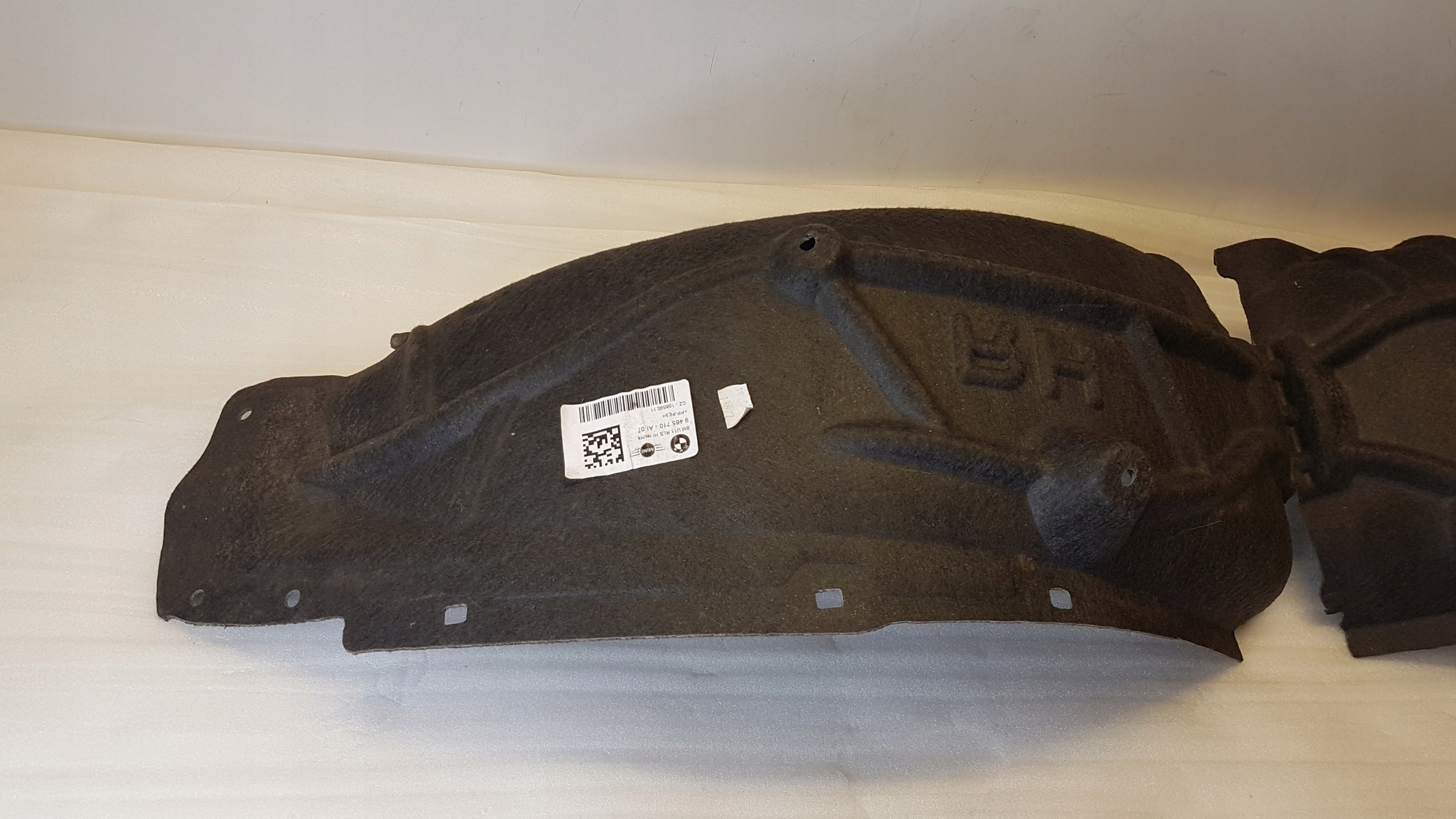 mudguard right rear part BMW X1 U11 9465710