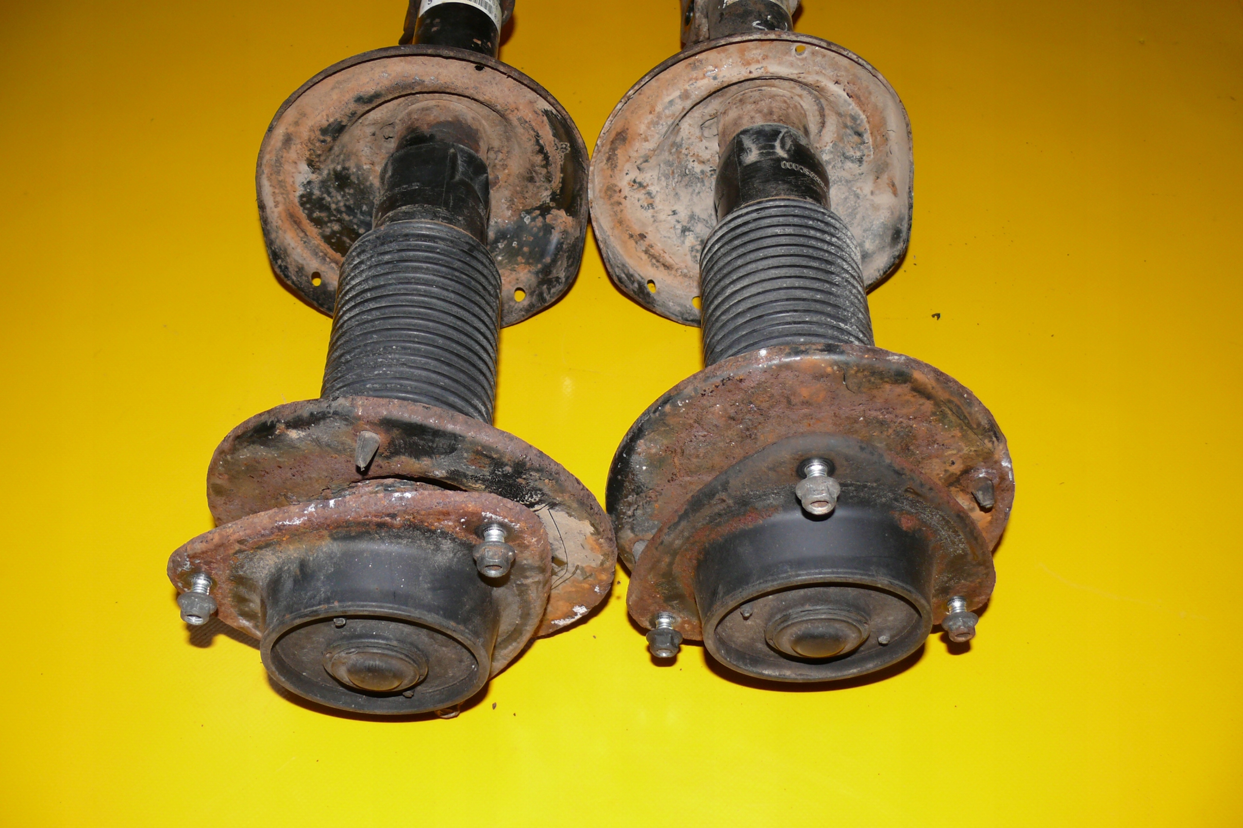 shock absorbers front front SUBARU IMPREZA III 3 XV 2.0D 150KM EE20Z 07-11