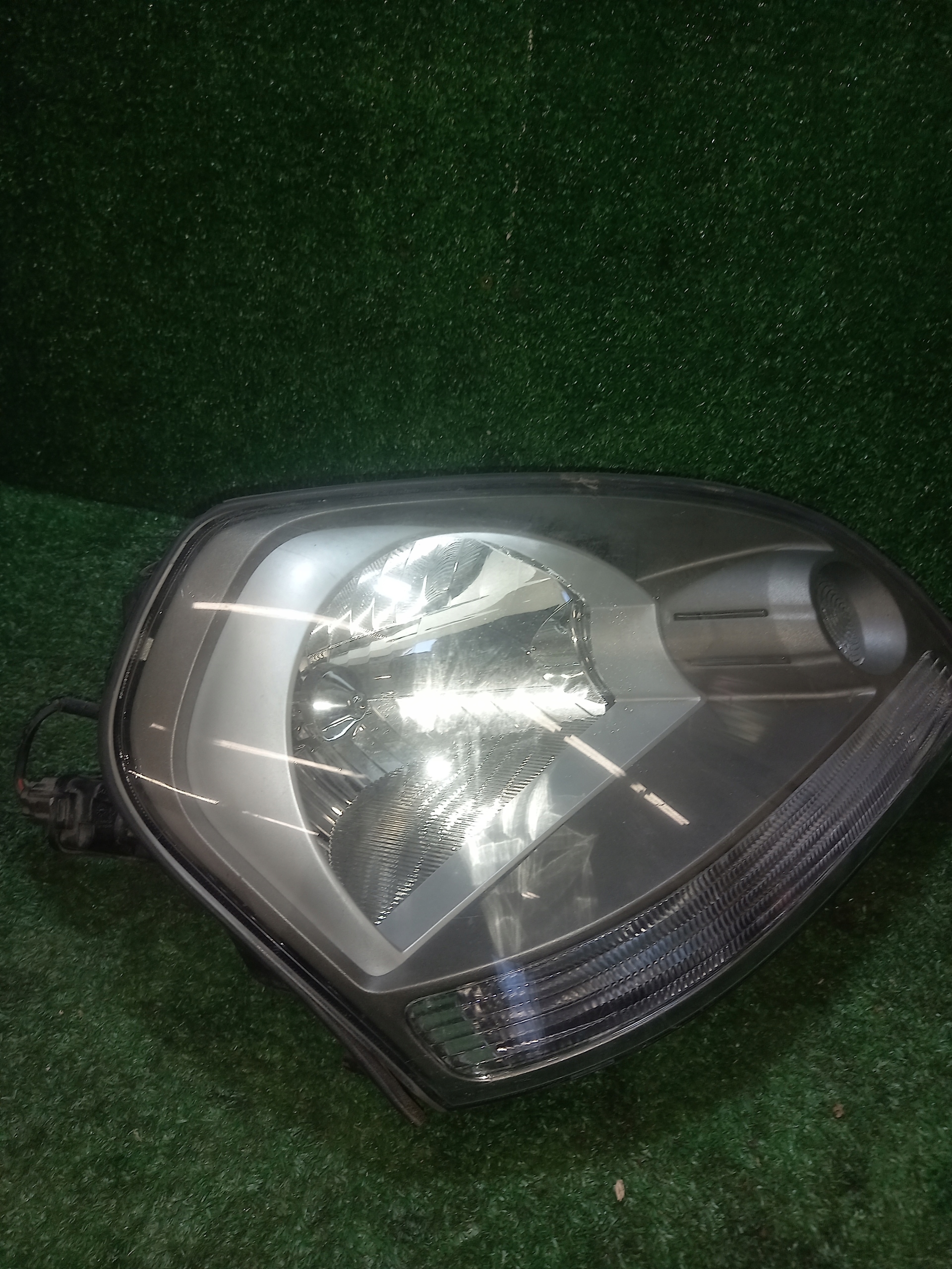light right front HYUNDAI TUCSON