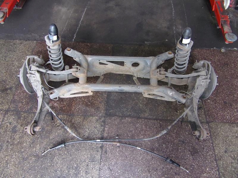 ZAWIESZENIE TYLNE LEWE PRAWE JEEP COMPASS LIFT 11R