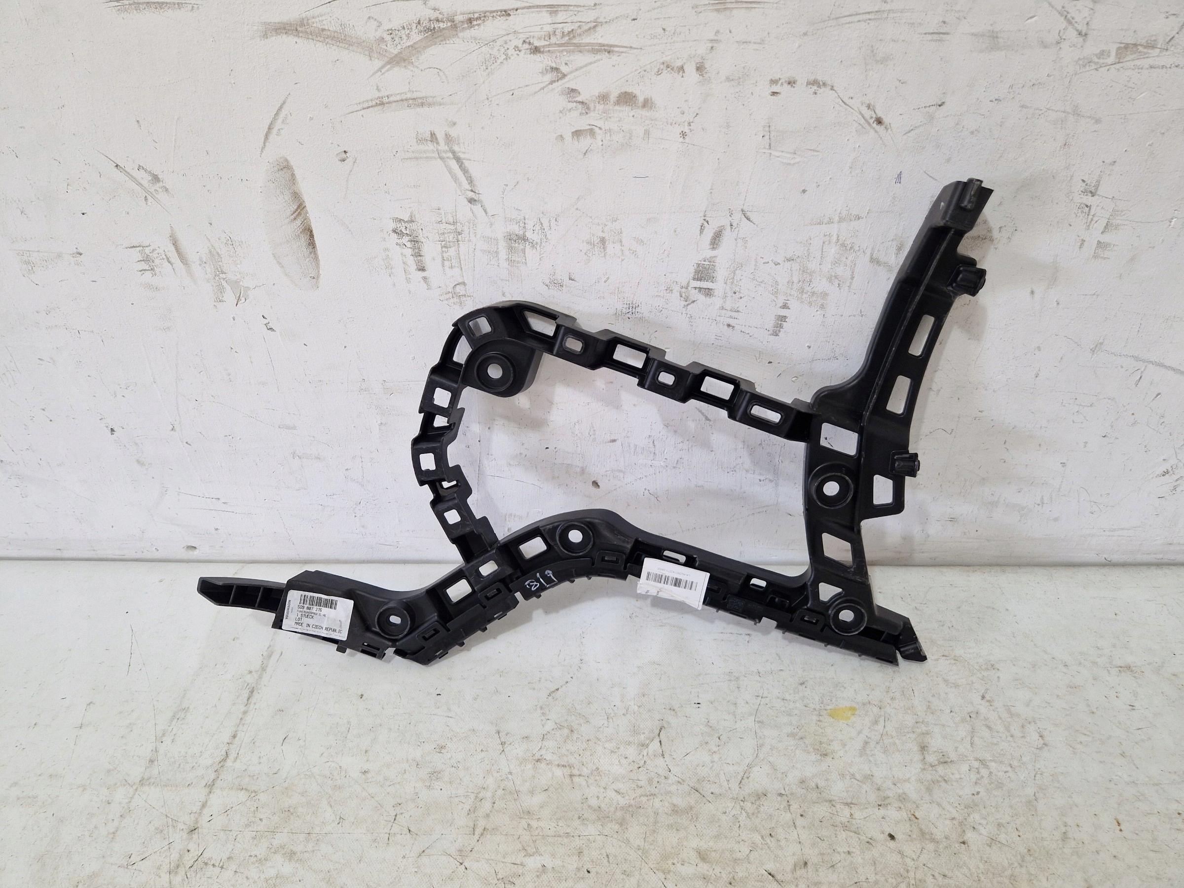 VW GOLF VII KOMBI bumper bracket rear part right 5G9807356