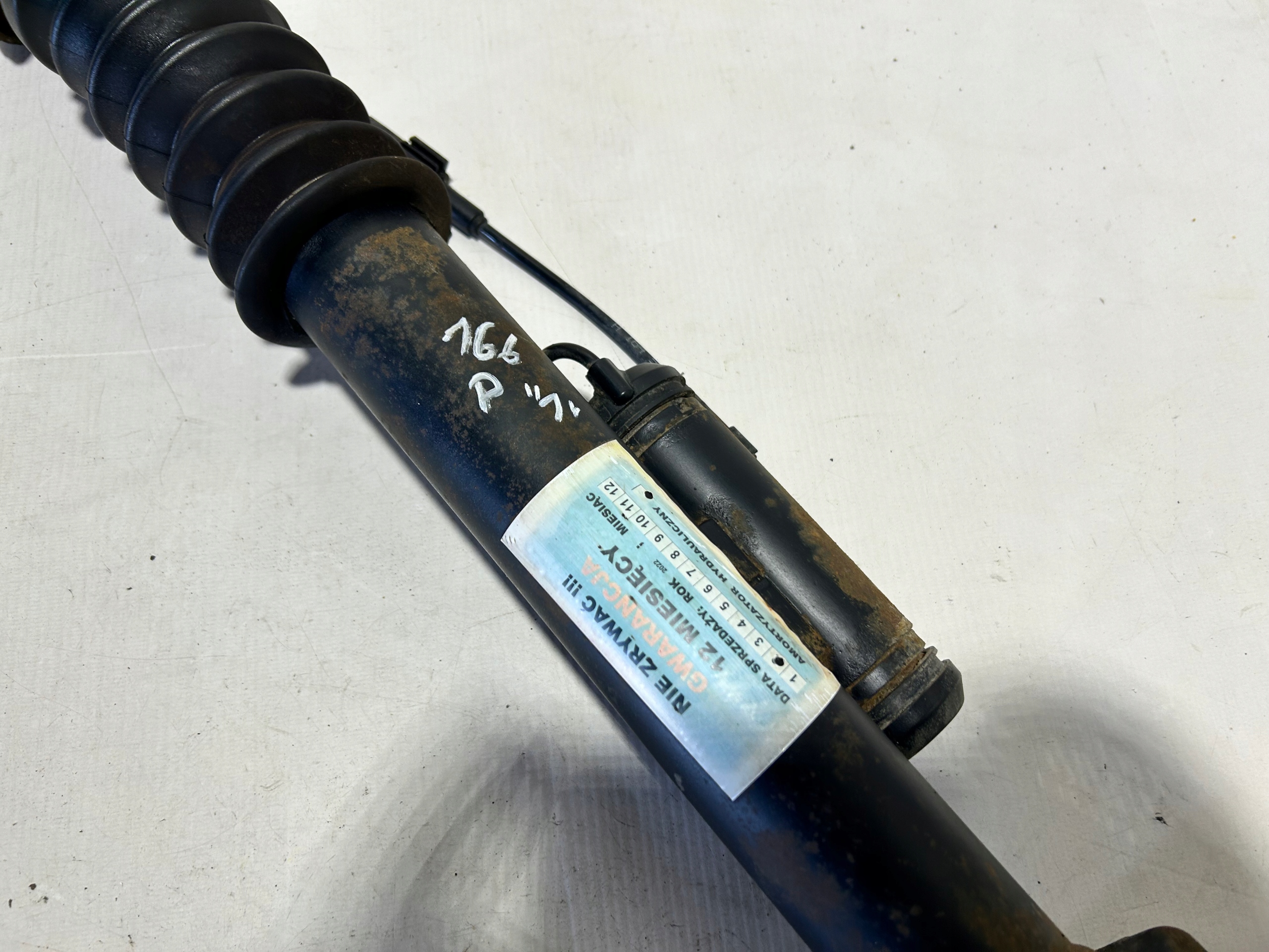 shock absorber rear part left right MERCEDES ML GL GLE W166 EDC