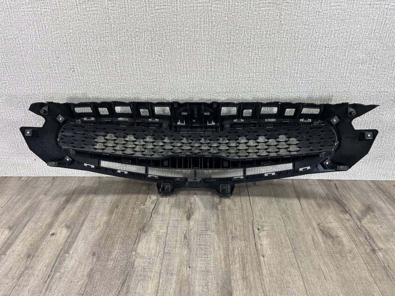 KIA X-CEED 2019-2022 Grille 86350-J7CA0