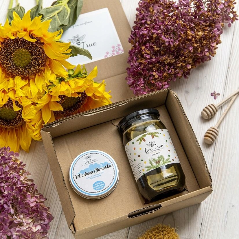 Zestaw prezentowy miód z malinami 870g+peeling natłuszczający