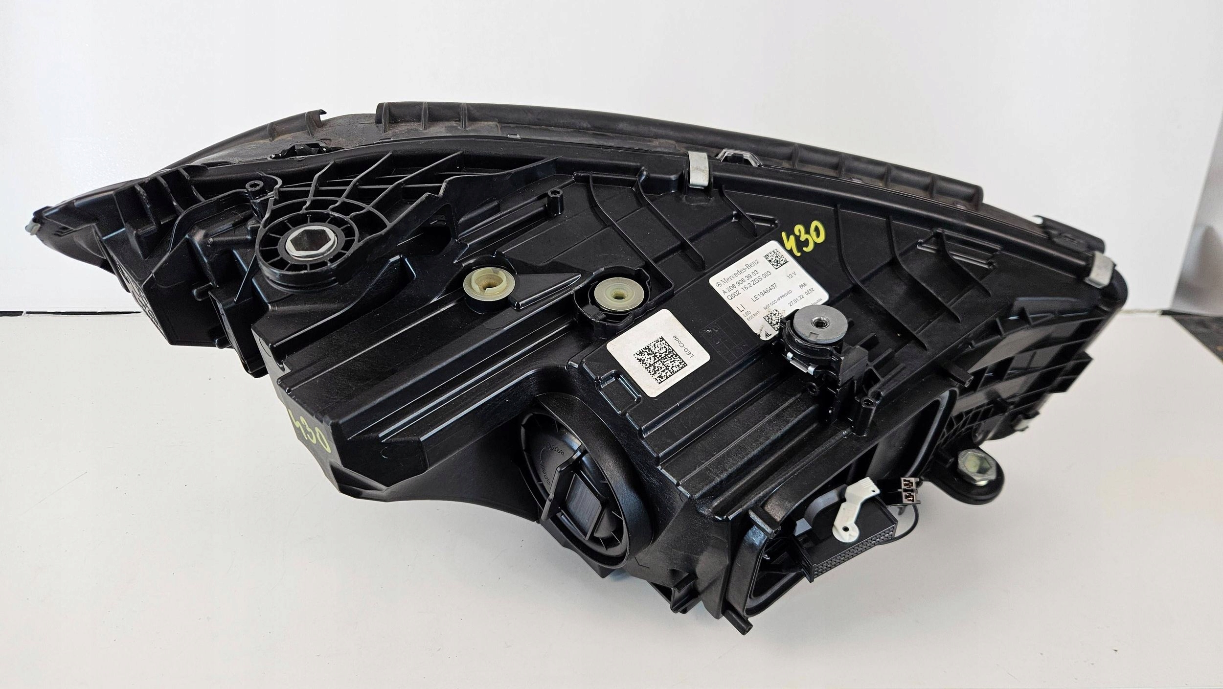 Mercedes C klasa 206 LED light left front front Reflektor 2069063903