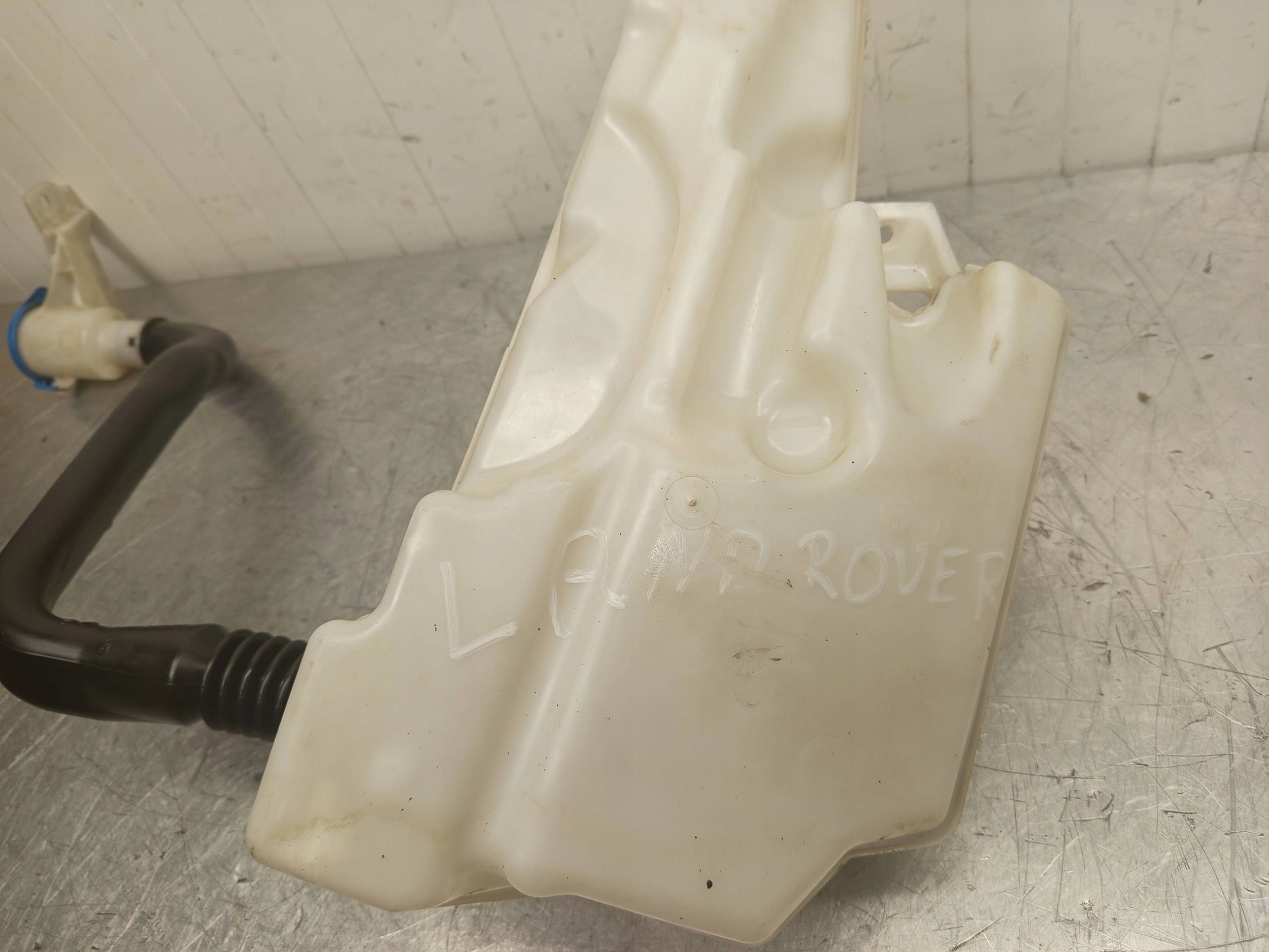 LAND ROVER oe BJ32-17B613-B