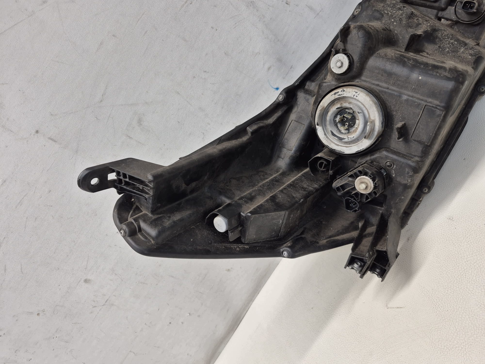 TOYOTA HILUX VIII 8 15- light left front front normal