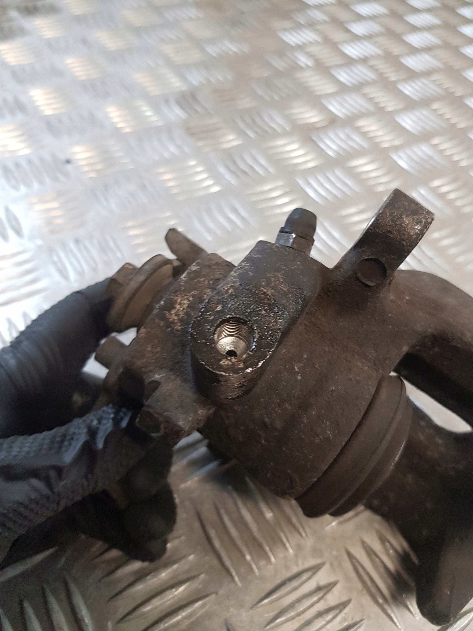 caliper brake TRW left rear part C5 III X7 14R
