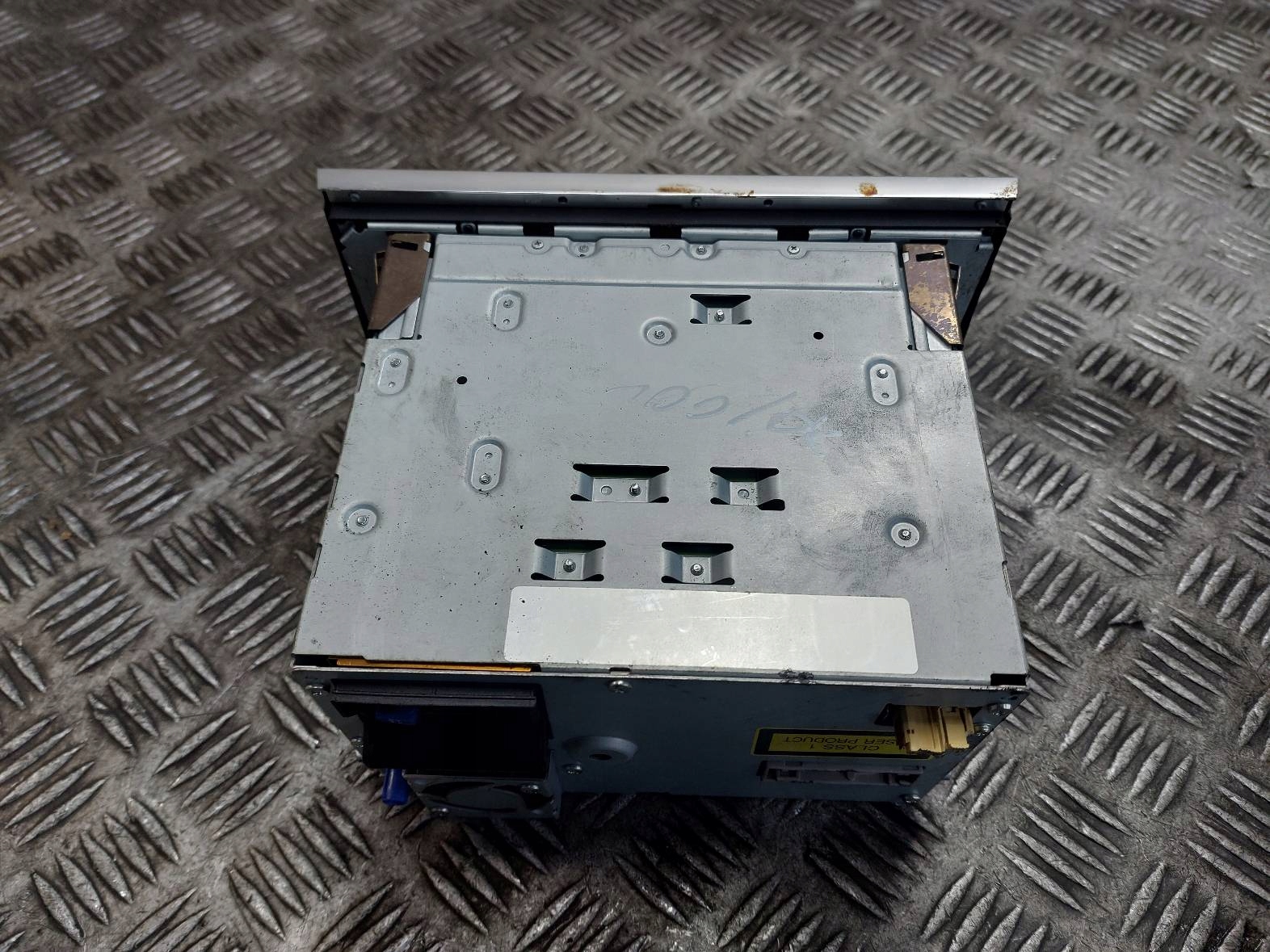 RADIO ODTWARZACZ AUDI A4 B7 8E0035192Q RADIO NAVIGATION PLUS