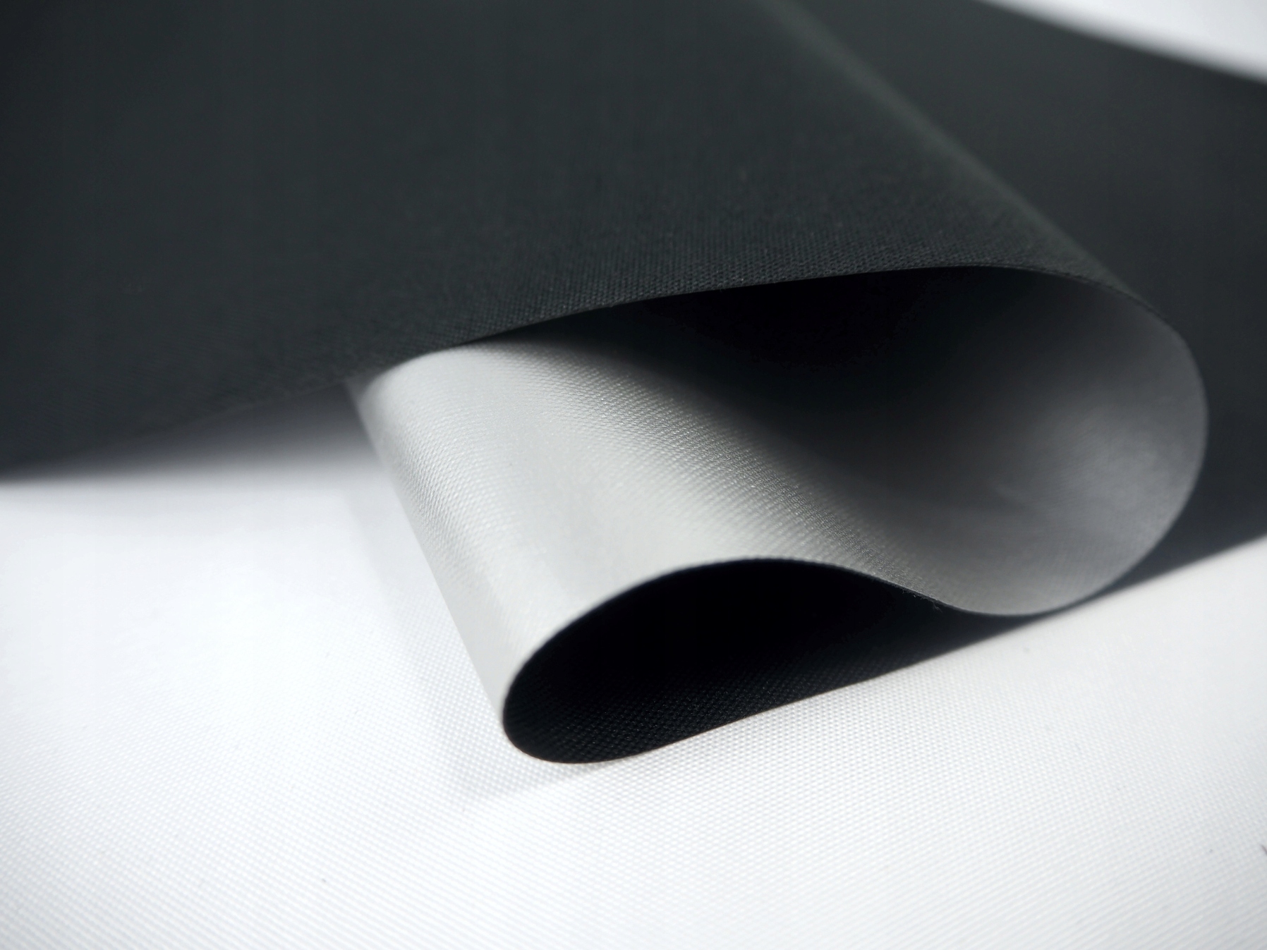 ROLETA DACHOWA TERMICZNA LUX ZACIEMNIAJĄCA Do okna FAKRO 78x118 Marka RIMBO