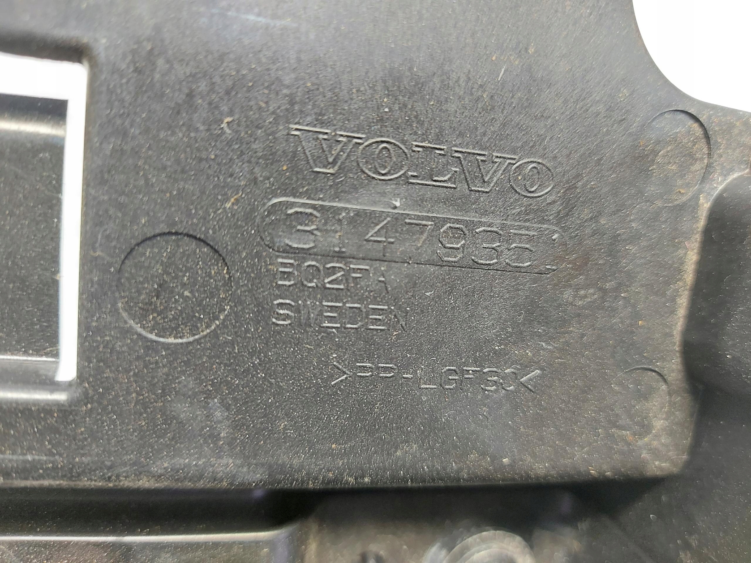 VOLVO XC90 II D5 držač držač akumulatora 31479351