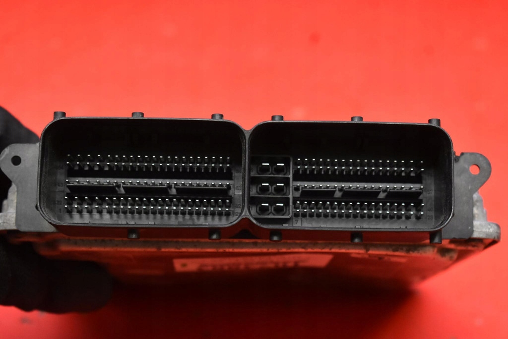 control unit computer of the engine 7P5907401 PORSCHE CAYENNE 2 II 92A 7P5 3.0 TDI
