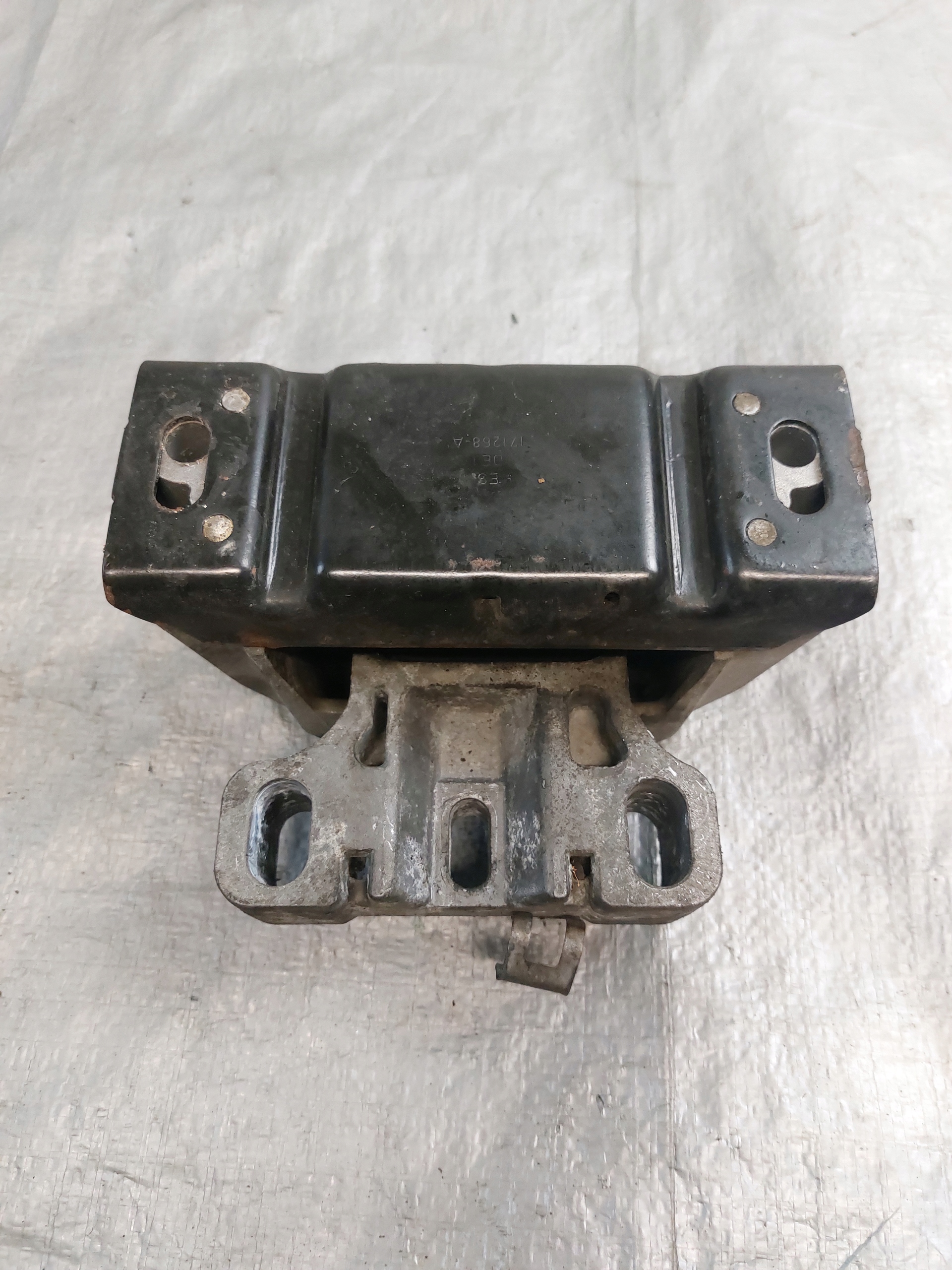 holder engine mount VW GOLF IV 1.4 16V