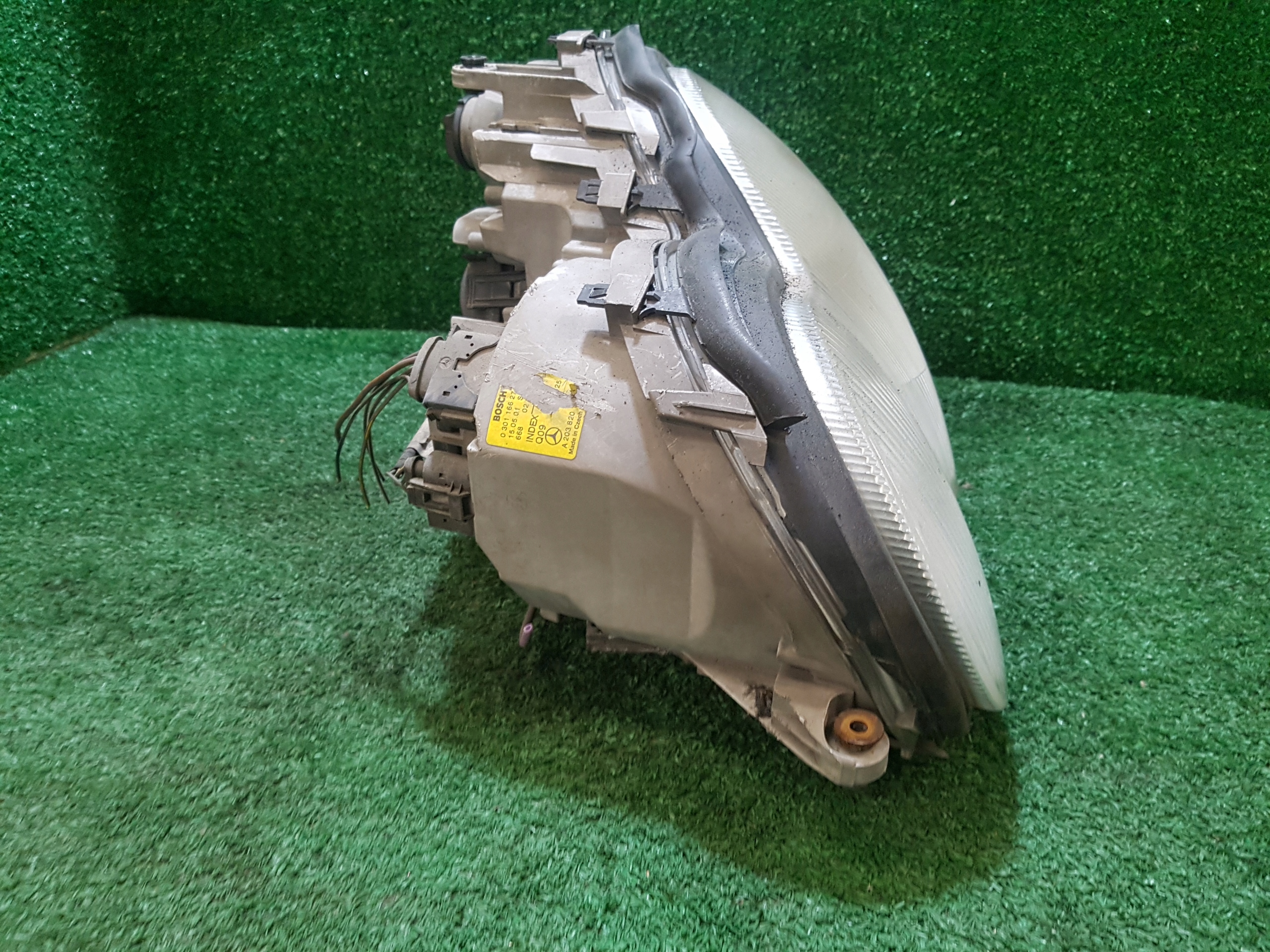 light left front MERCEDES-BENZ C-KLASA W203