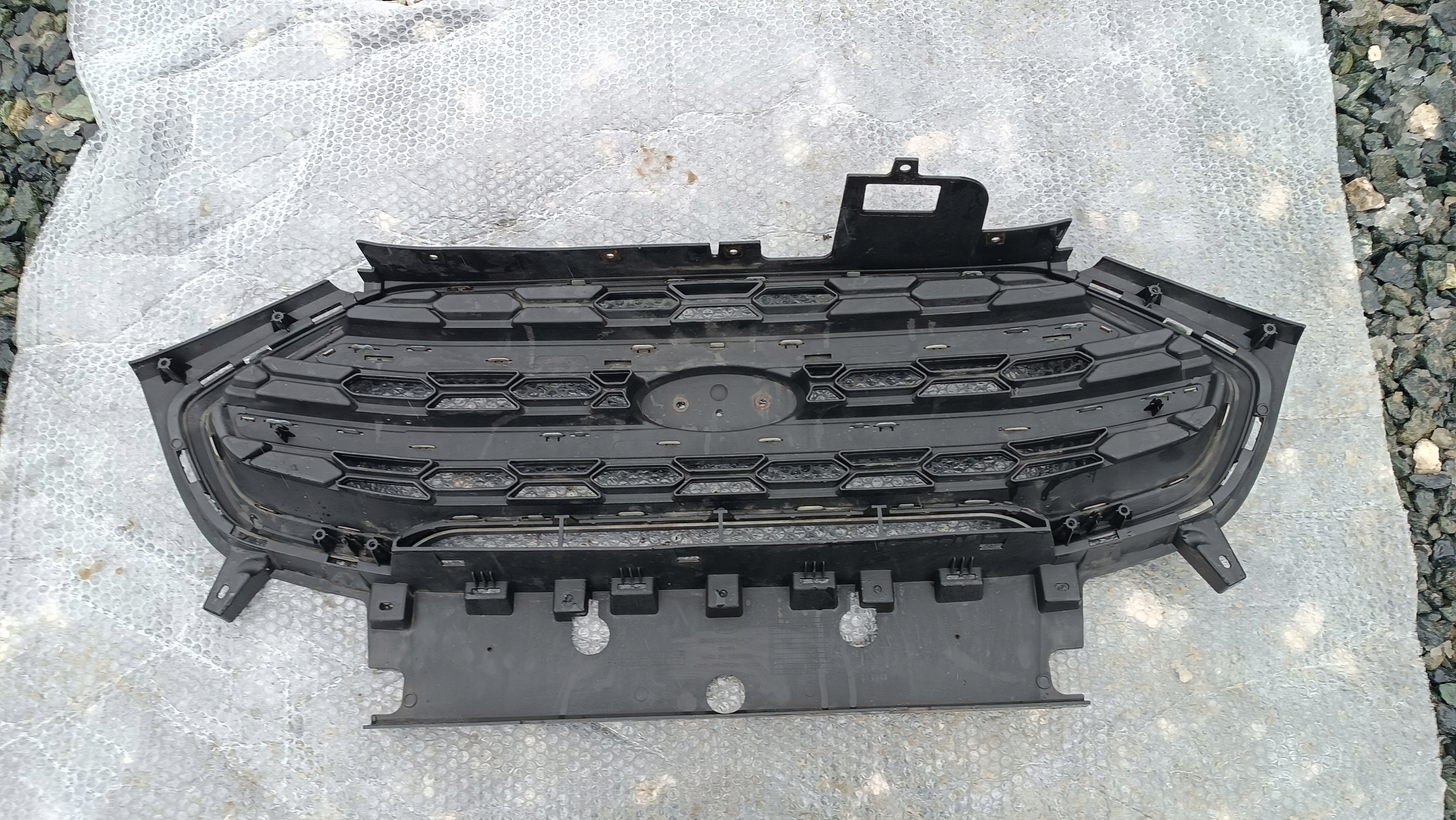 Ford EcoSport Kühlergrill FRONTGRILL Kühlergitter GN1517B968 - Thumbnail 1