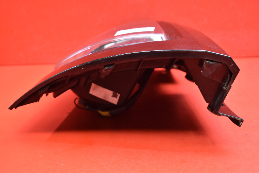 KIA SOUL and light left rear part rear 92401-2K0 08-11