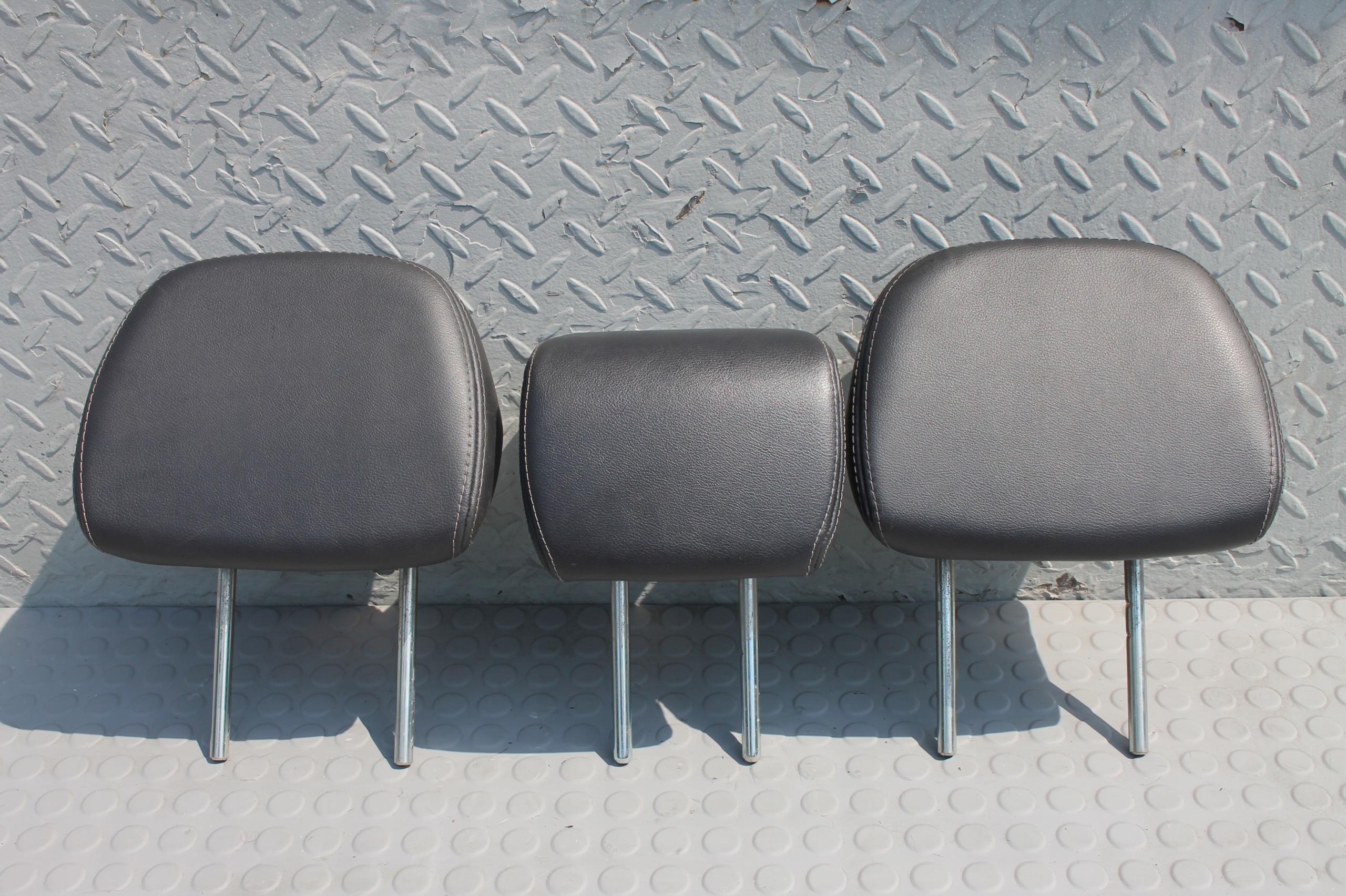 ZAGŁÓWEK SKÓRA TYŁ TYLNY KANAPY OUTLANDER II 06-12