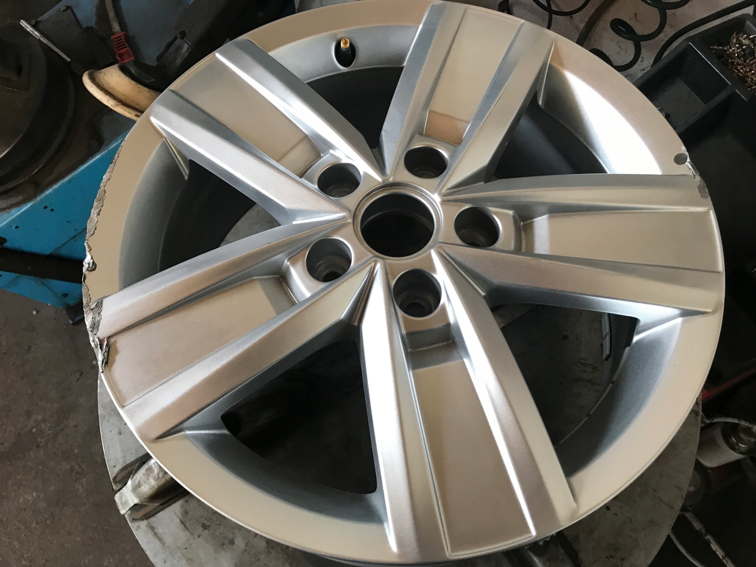 disk 17 VW T6 7E0601025AA 7E0 601 025 AA original