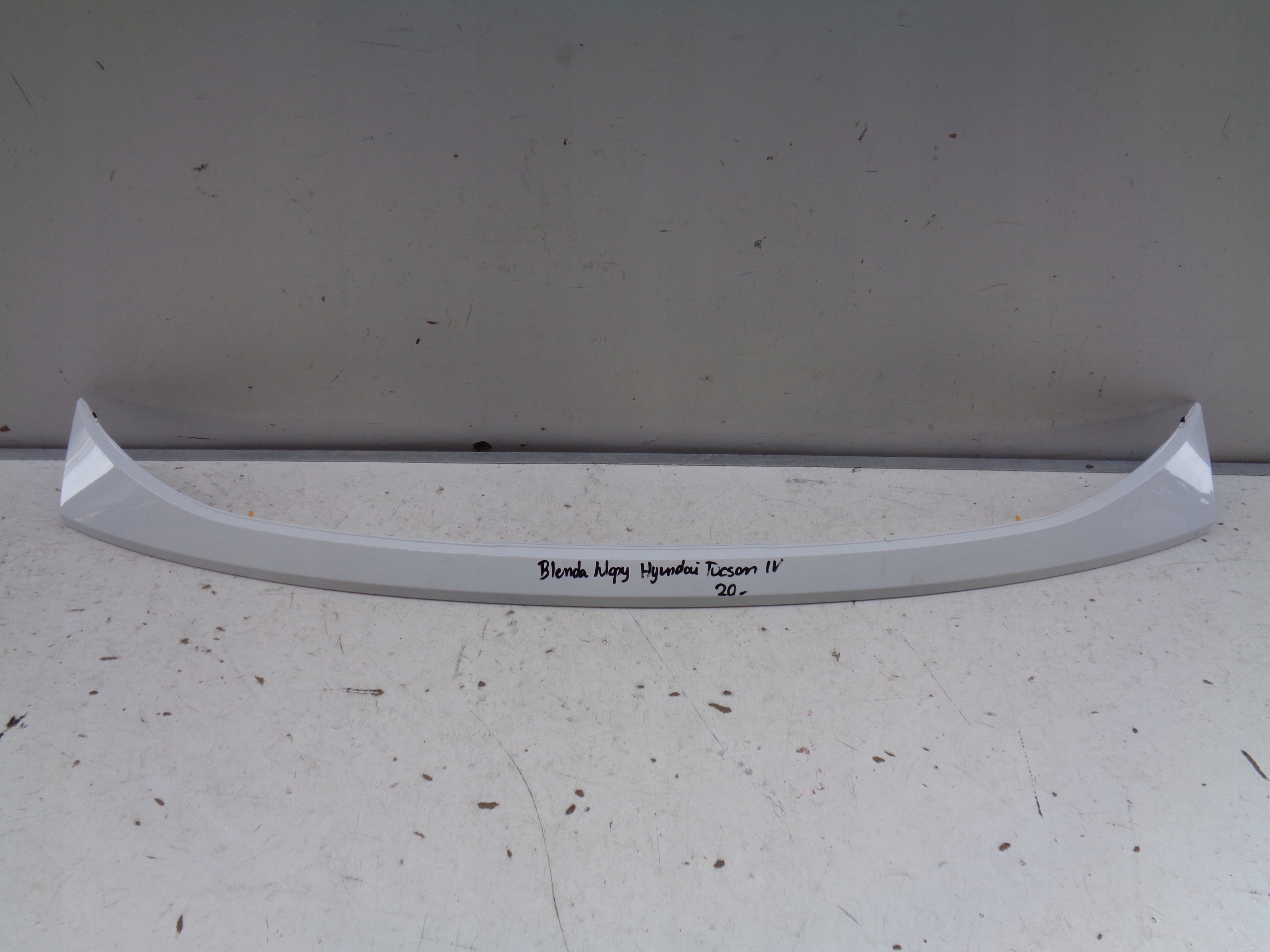 cap moulding bonnet HYUNDAI TUCSON IV 20
