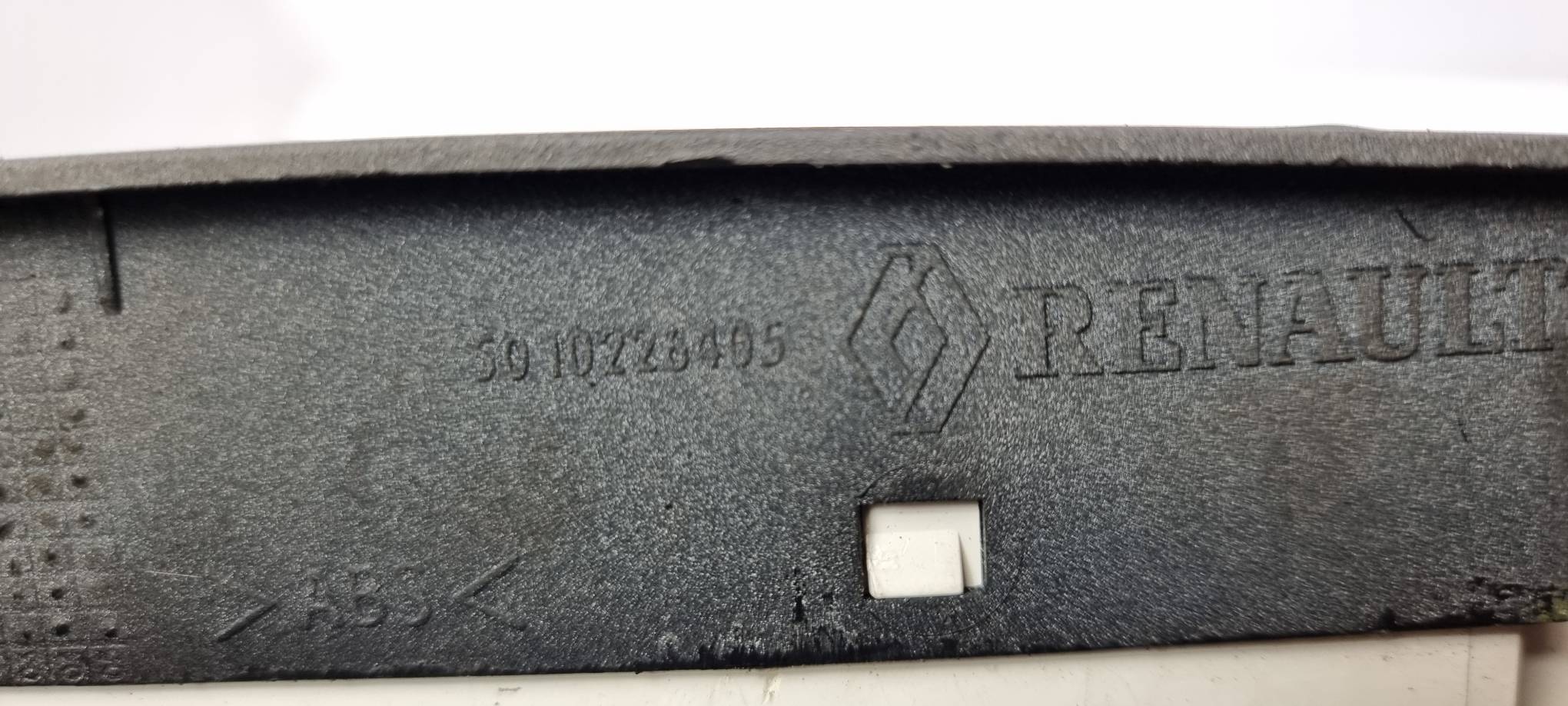 PANEL klimatizaci 5010226405 RENAULT MIDLUM 220.12