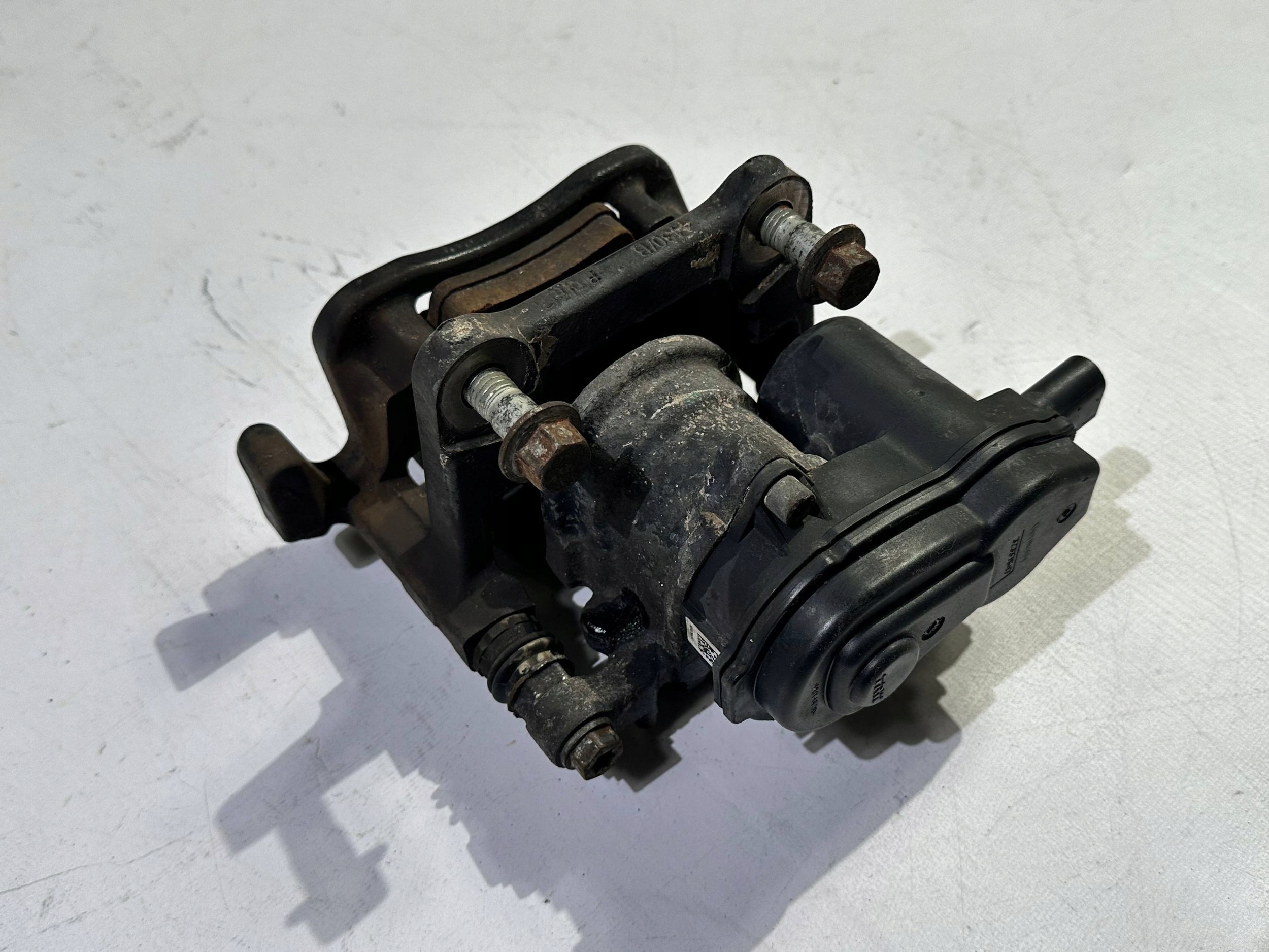 caliper brake rear part rear left Jaguar F-Type 3.0 x152 2013+