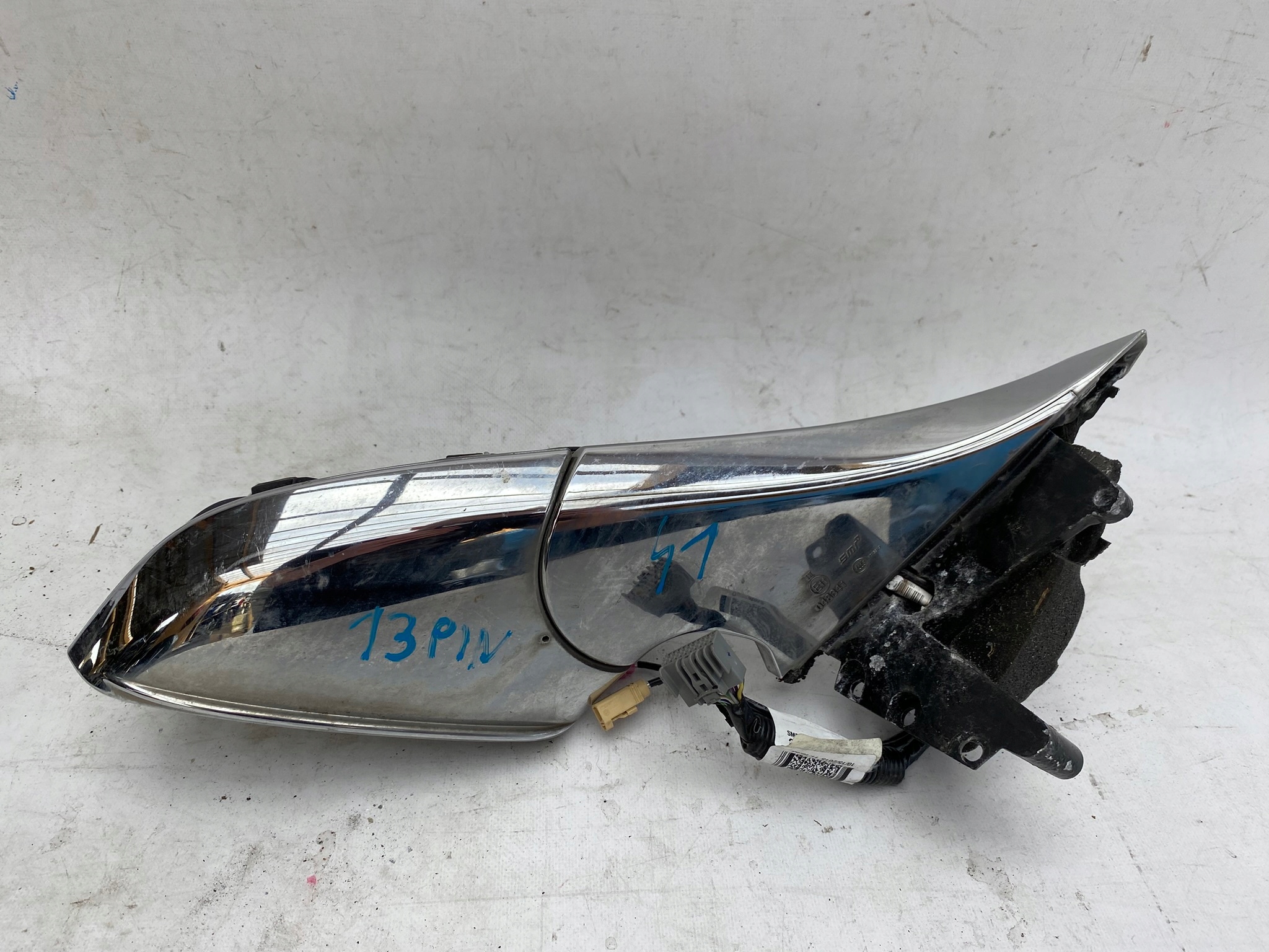 TESLA MODEL S mirror right 1041322-00-A 13PIN + 2