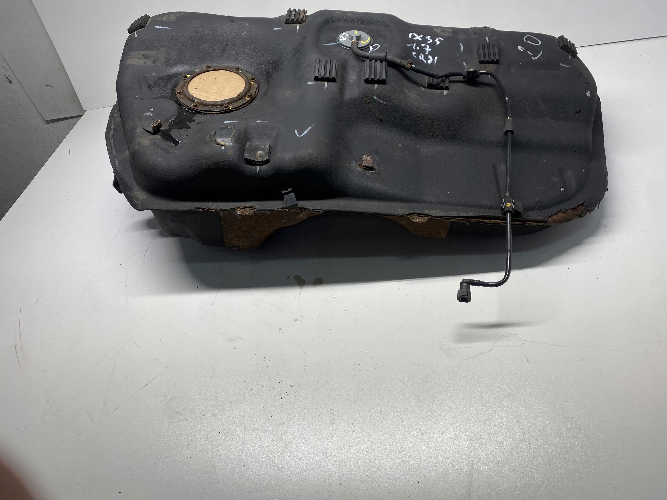 tank HYUNDAI IX35 1.7 CRDI 09-15