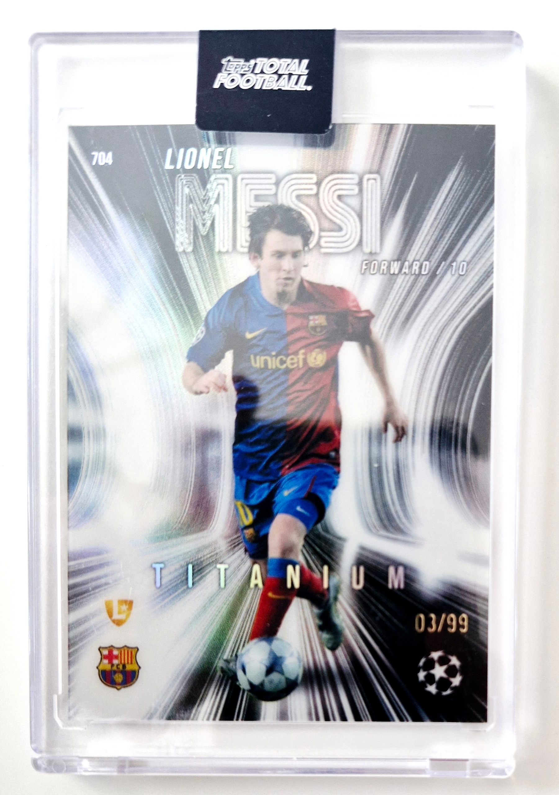 Lionel Messi Topps Total Football 24/25 Titanium Parallel 03/99 Barcelona