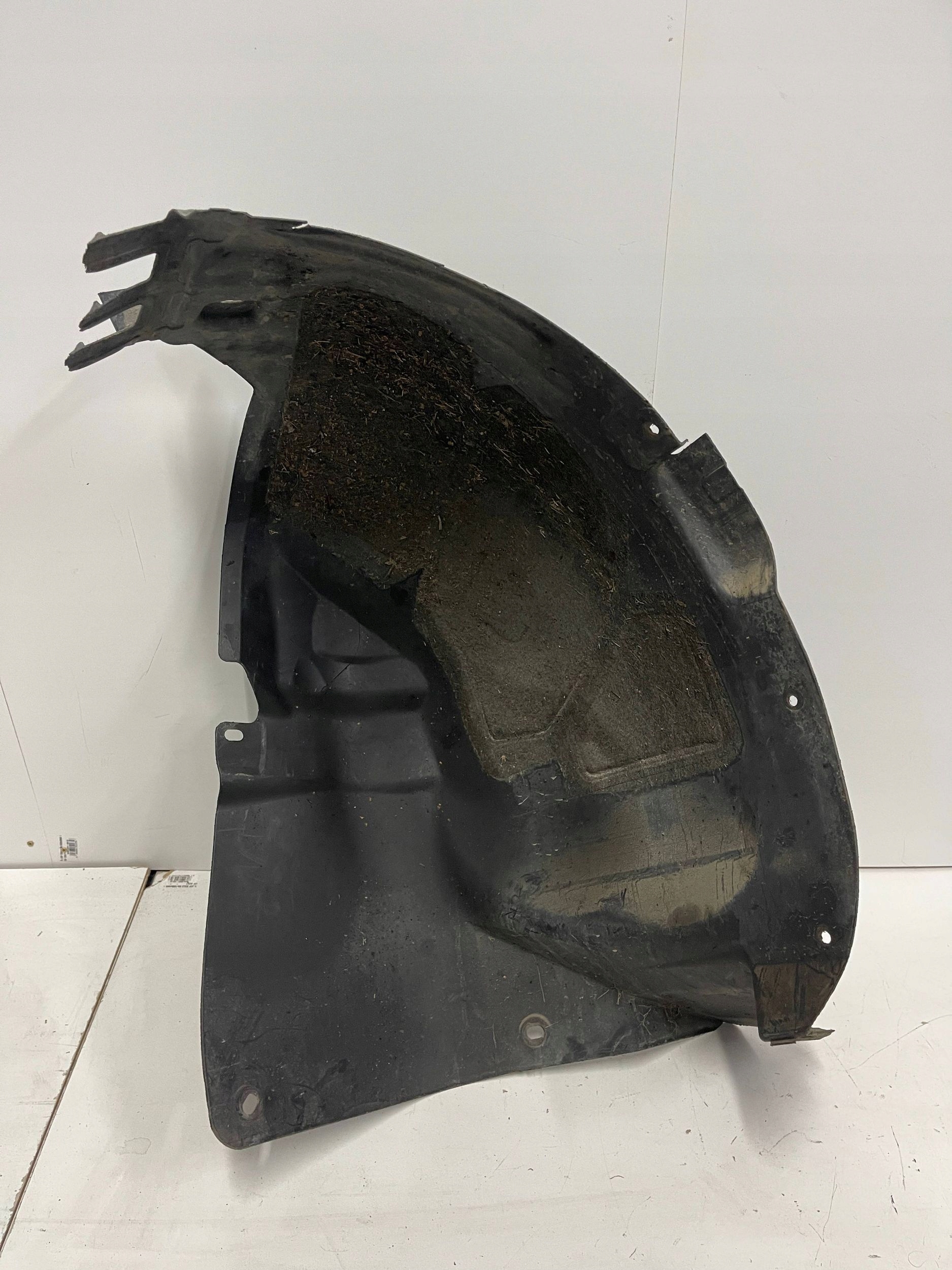 mudguard front front right Opel Zafira C 11- 13301572