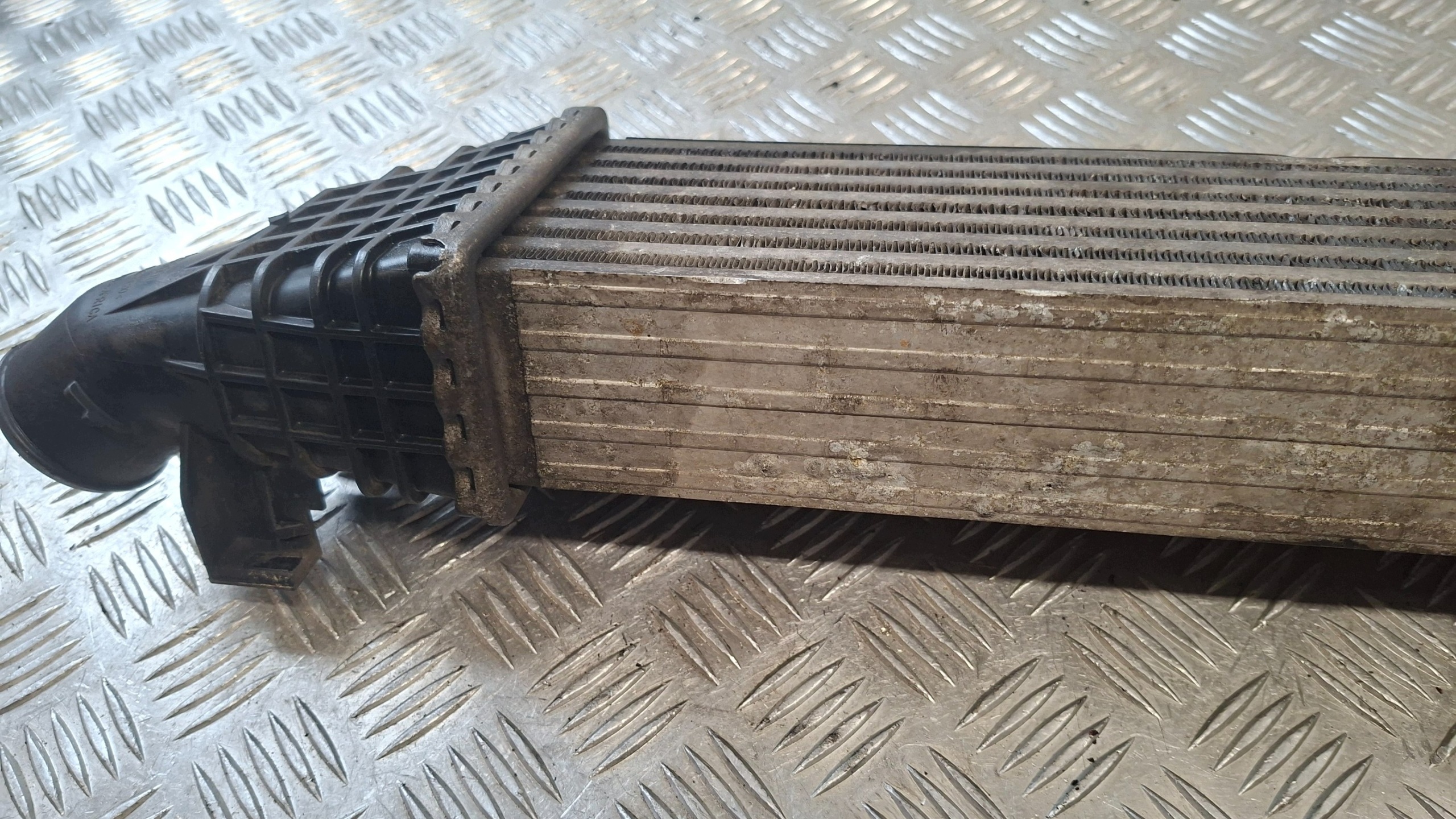 intercooler DODGE JOURNEY 2.0D