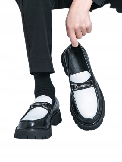 Shein Černobílé Mokasíny Na Silné Podrážce S Ozdobou 44 1KC