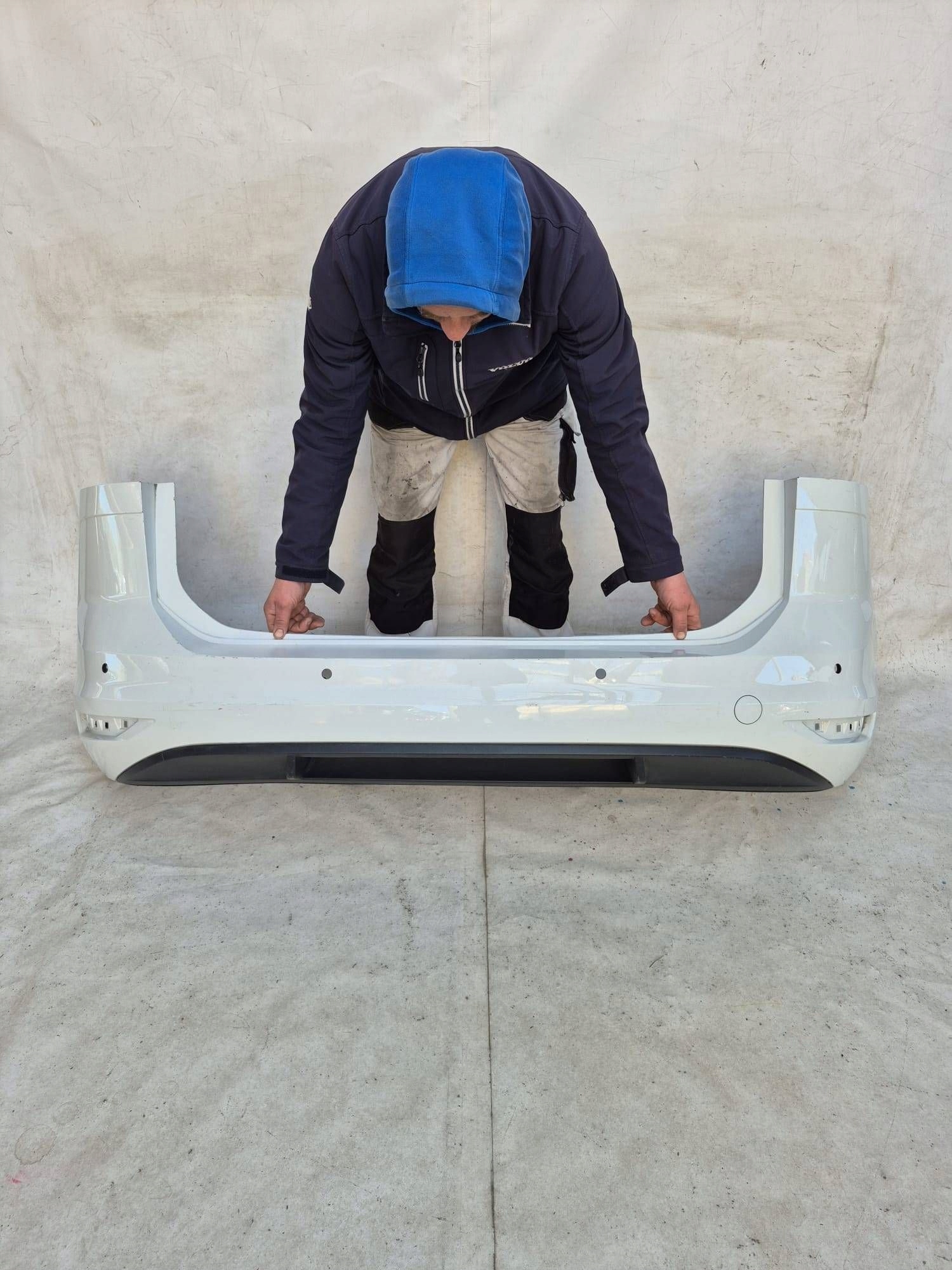 VW TOURAN II 2 15-26 bumper rear part rear 4XPDC
