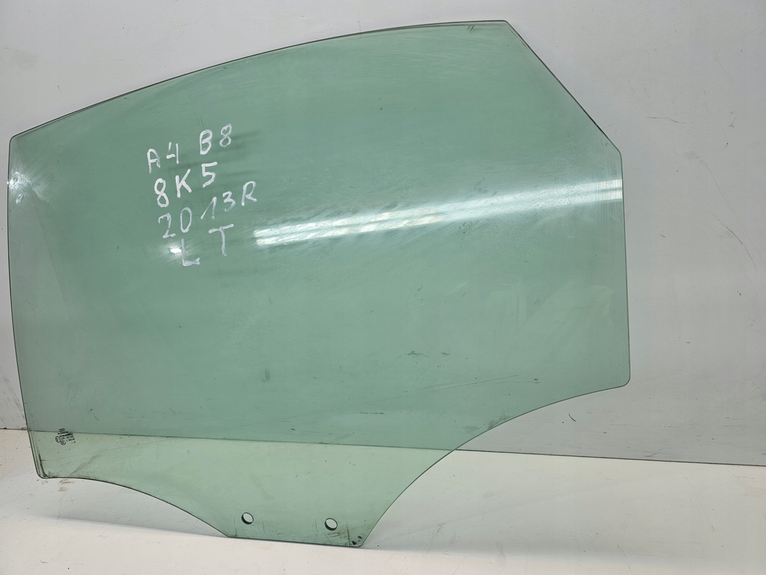 window side door left rear part AUDI A4 B8 sedan 8K5 2013R