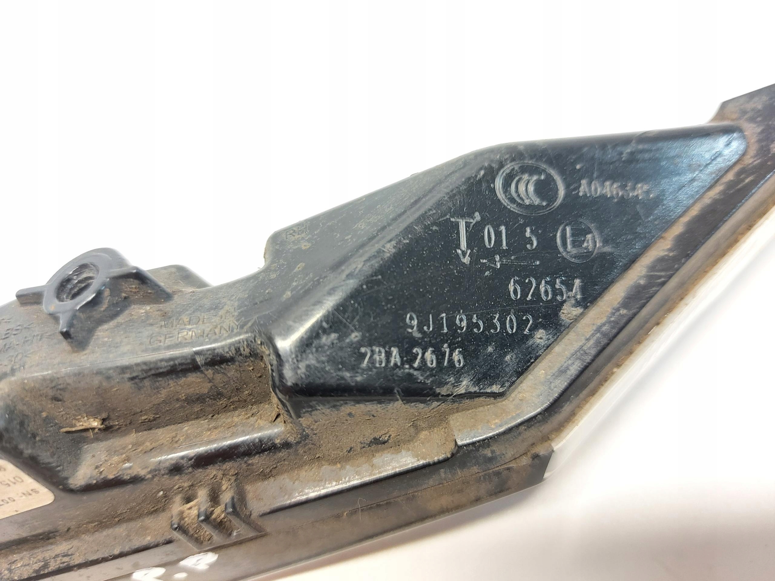 Porsche Taycan 4S 9J1 2021r indicator right 9j1953042F