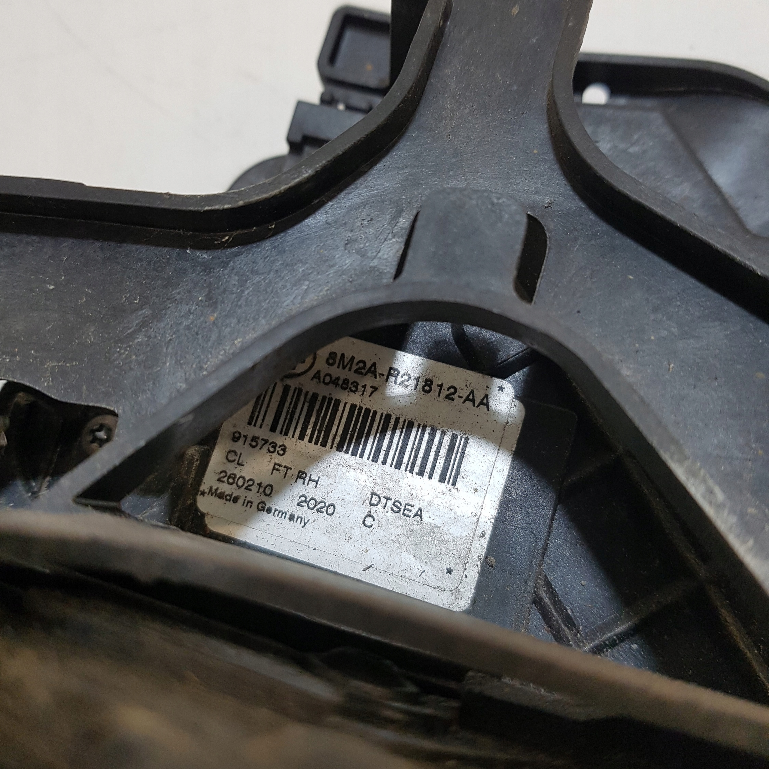 lock door right front FORD MONDEO MK 4 6 PIN 8M2A-R21812-AA