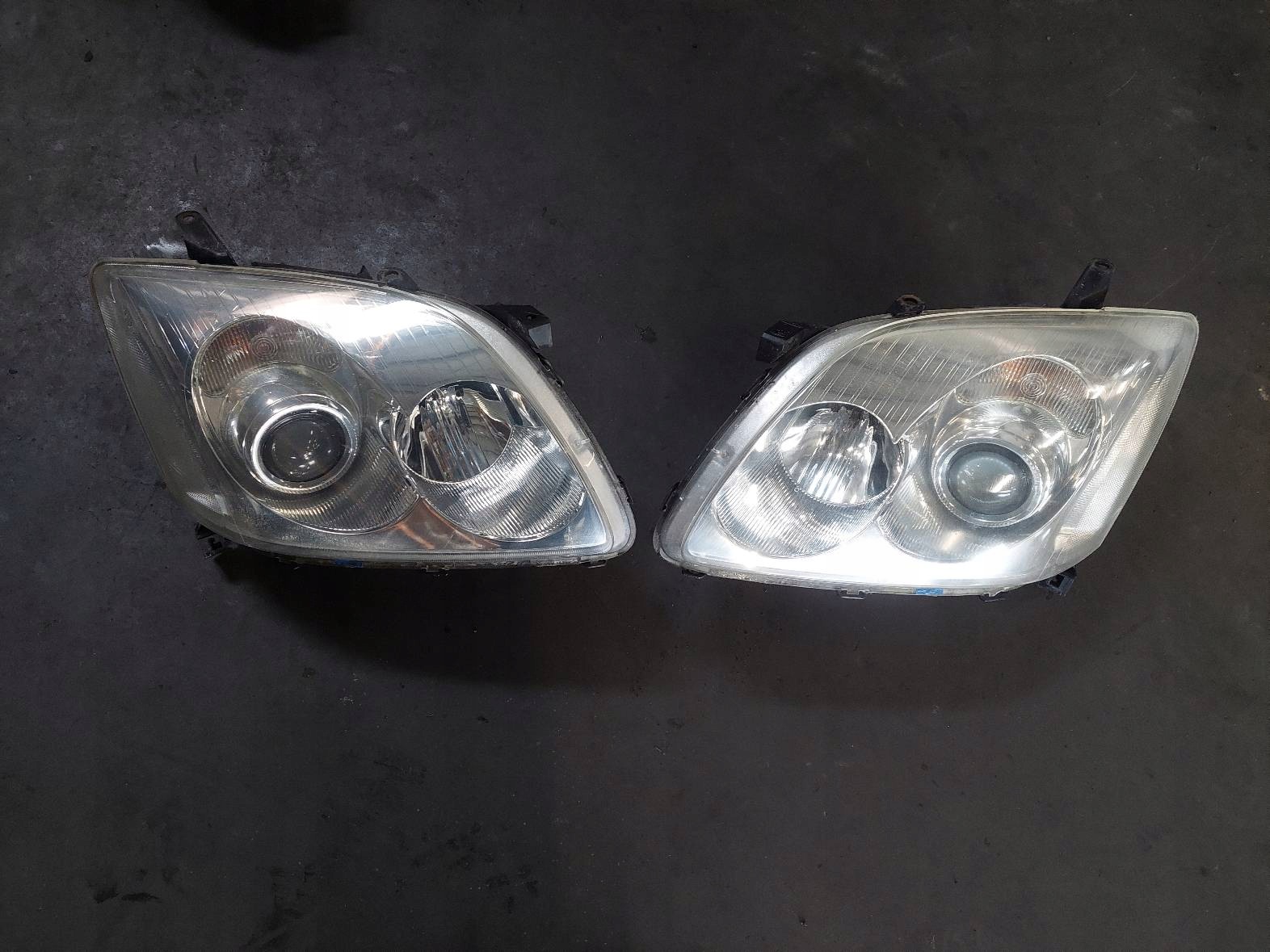 complete front bonnet bumper light fender TOYOTA AVENSIS T25 1E5