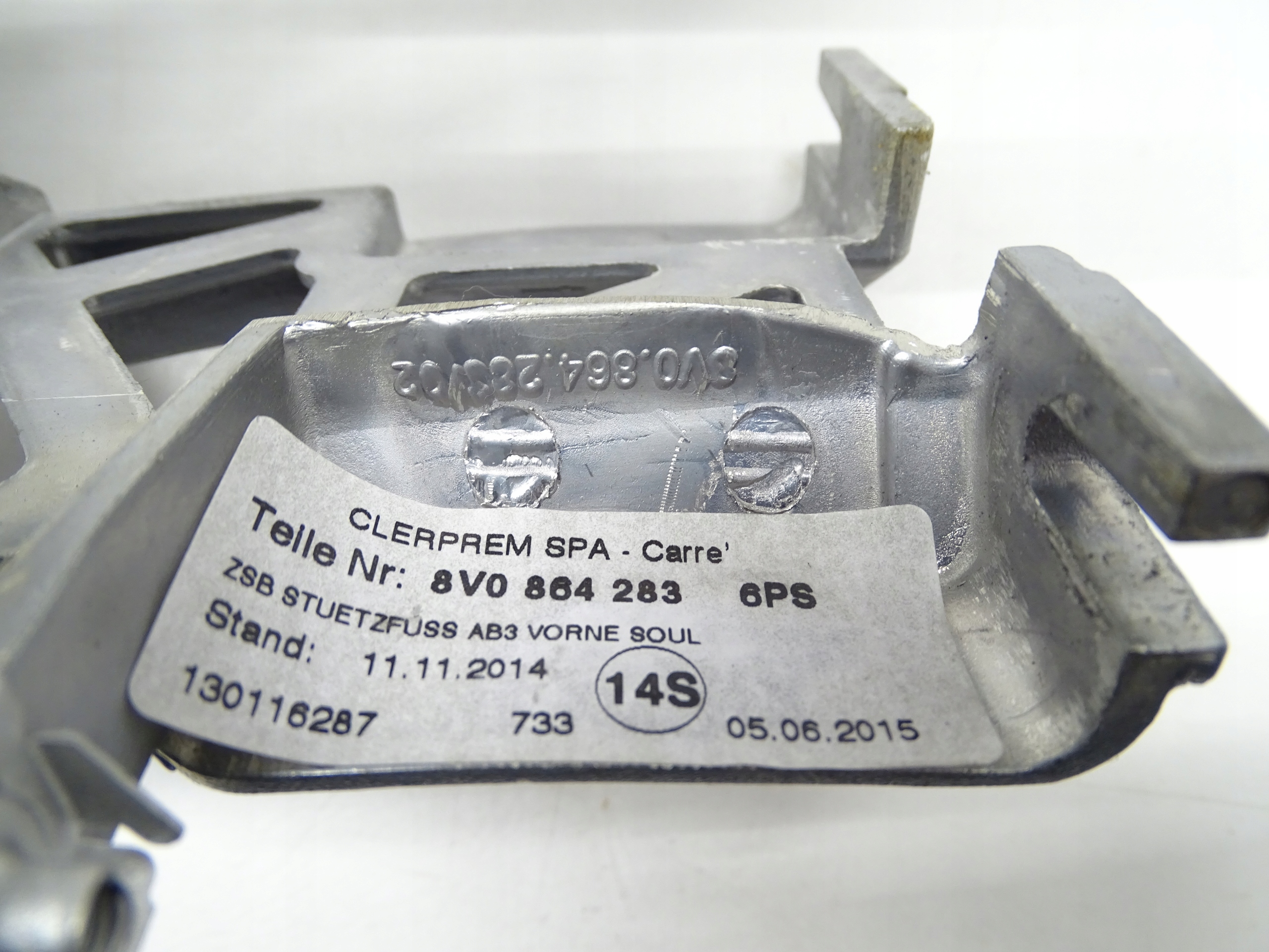 armrest central TUNELU AUDI A3 8V 8v0864283