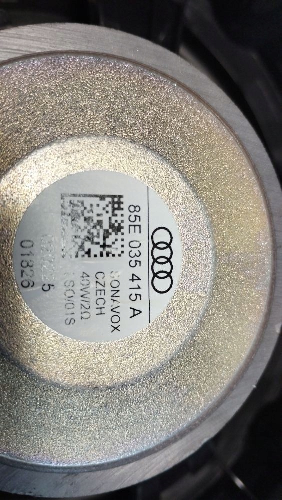 Audi A5 B10 speaker door przednich 85E035415A