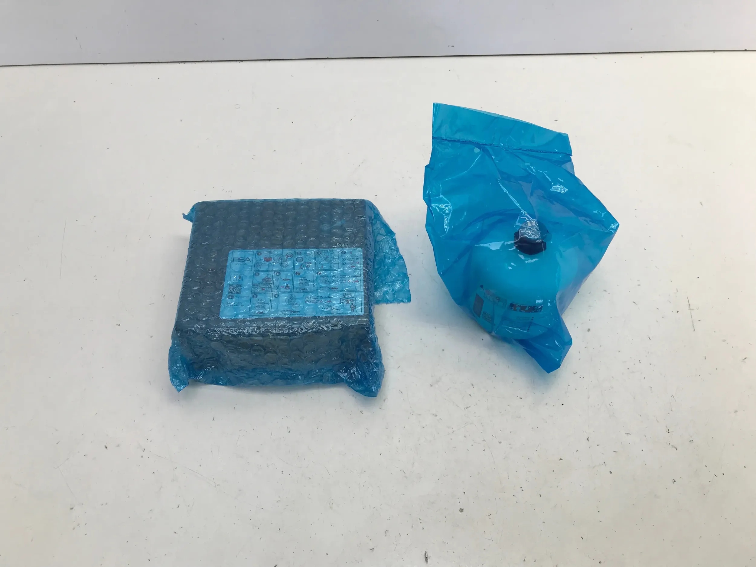 OPEL MOKKA-E II B 2023 KOMPRESOR POMPKA KLEJ USZCZELNIACZ KÓŁ 9844397880