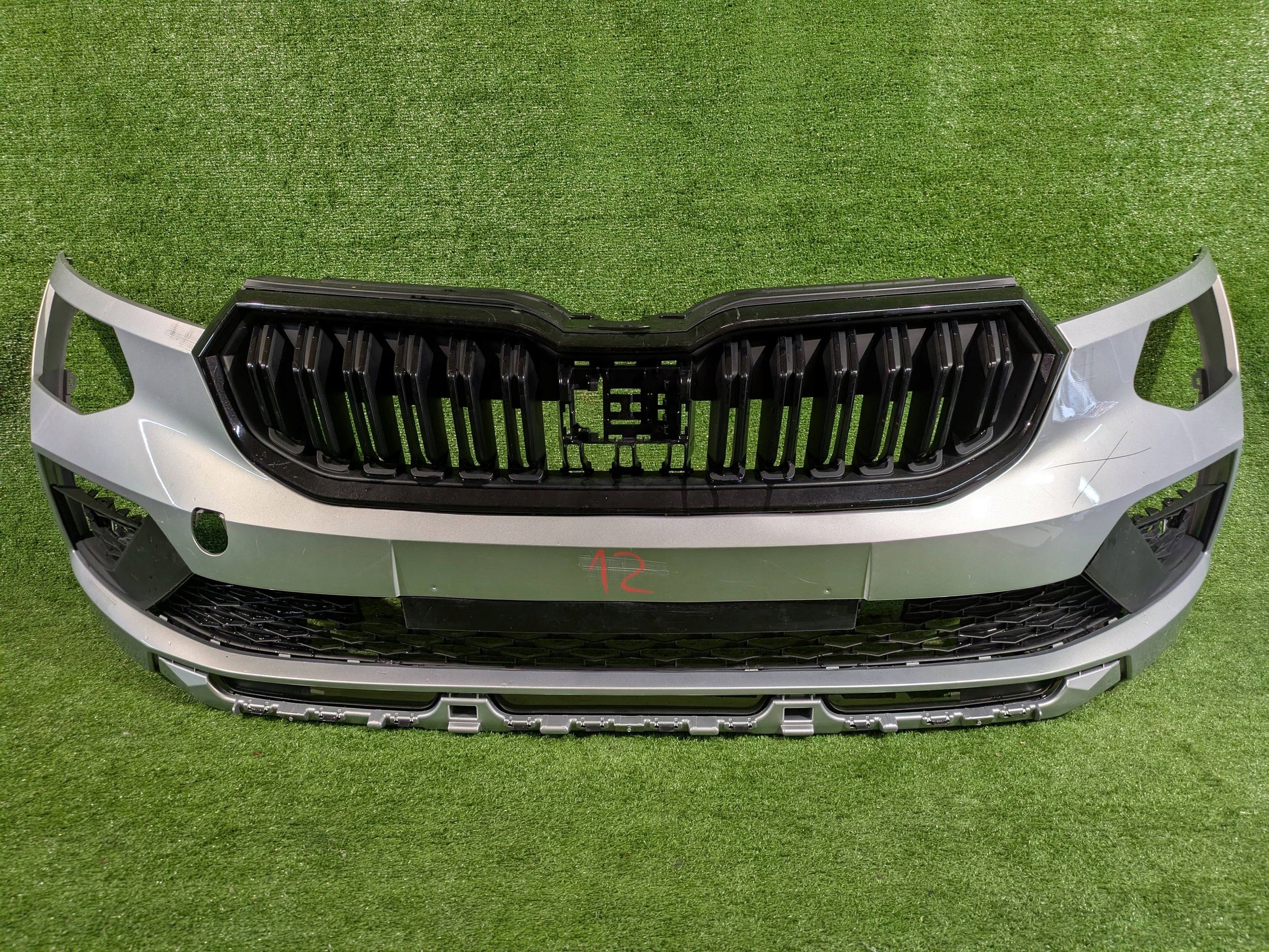 front bumper front SKODA KAMIQ LIFT 23- without PDC NR.Z12