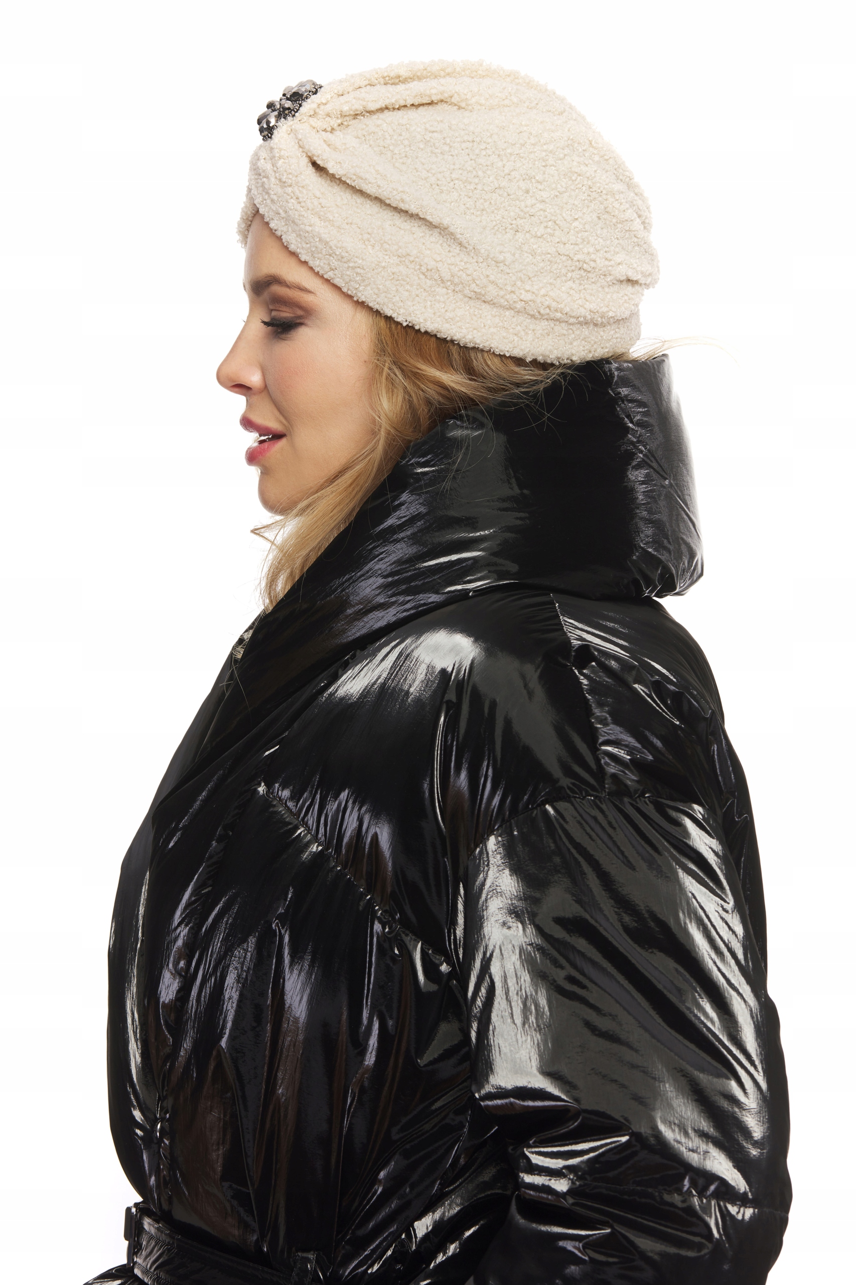 TURBAN CZAPKA DZIANINA POLAROWA kryształki beż Materiał dominujący inny