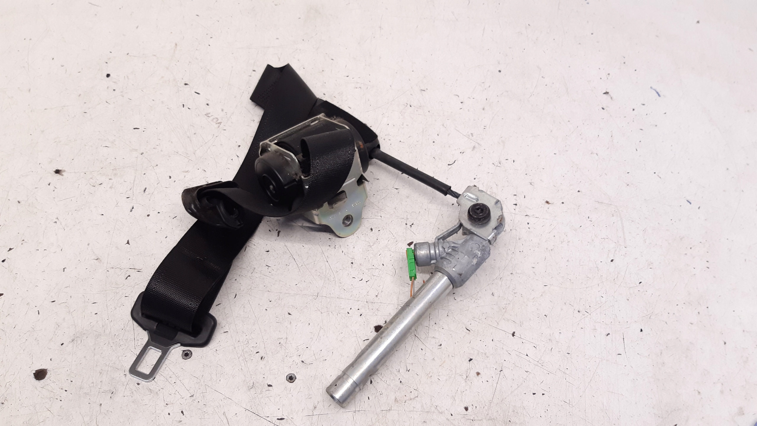 tension belt right front 13262567 Opel Corsa D