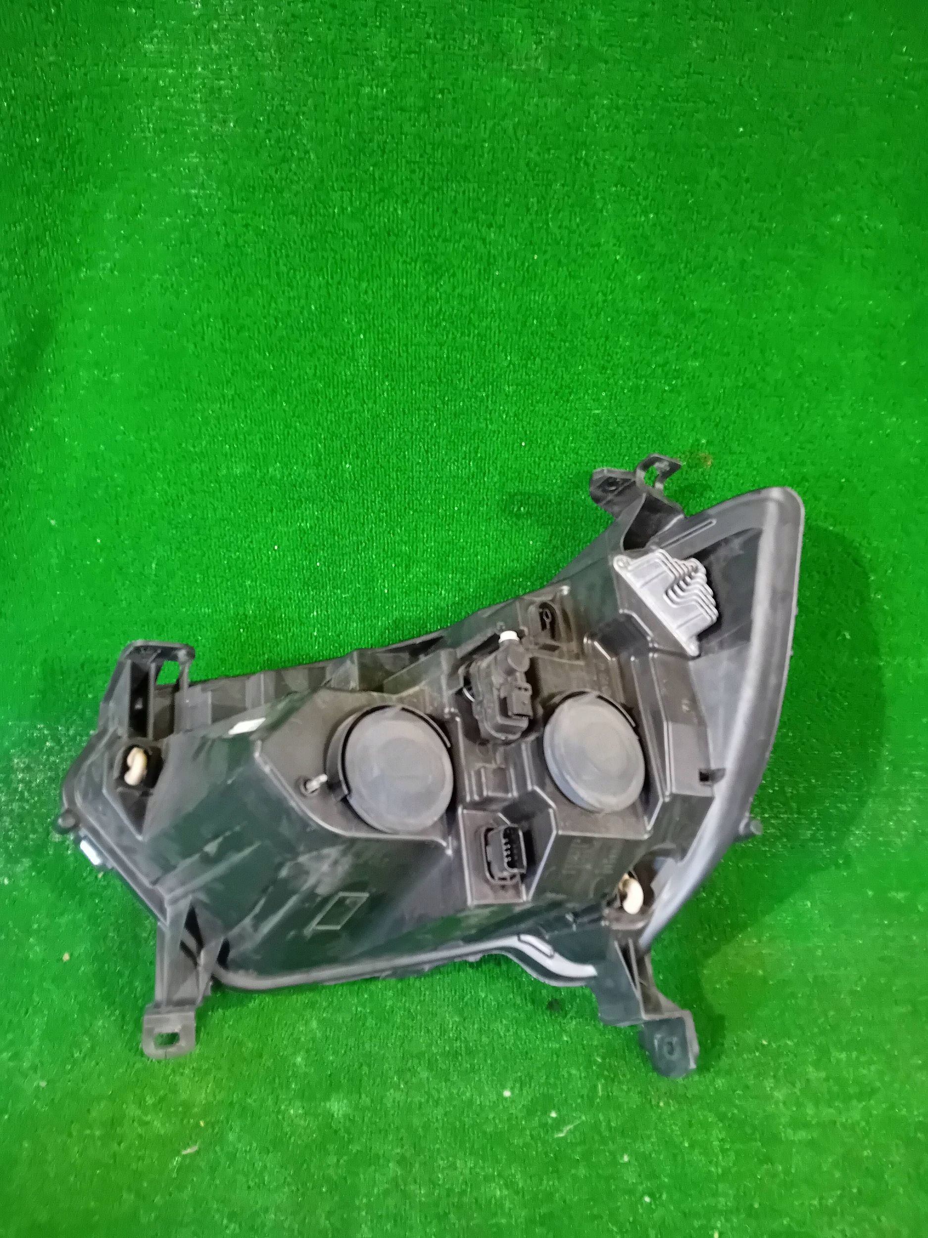 REFLEKTOR rechts vorne RENAULT MASTER IV LED 19