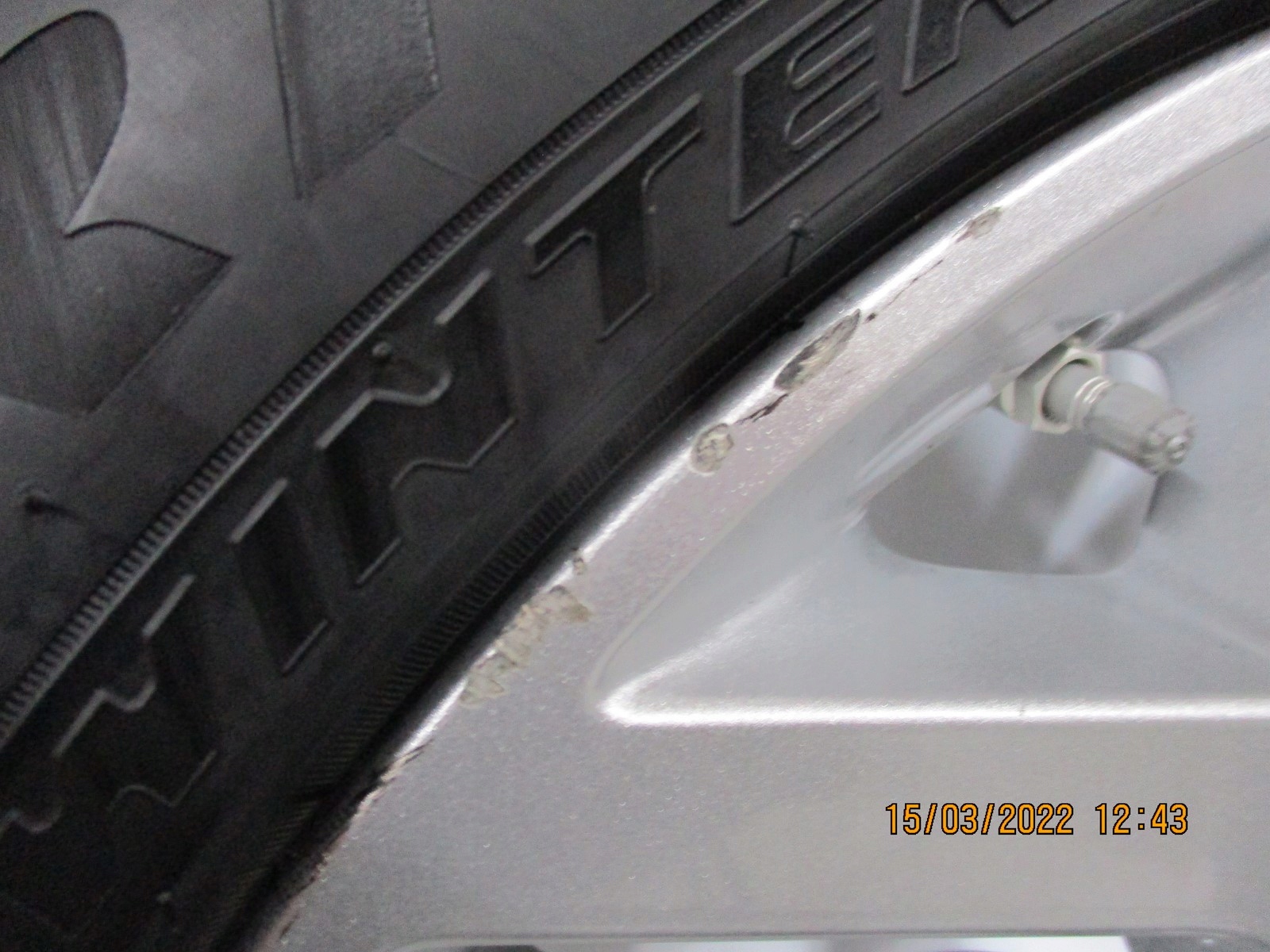 wheels discs tyres Range Rover Evoque R20 7mm