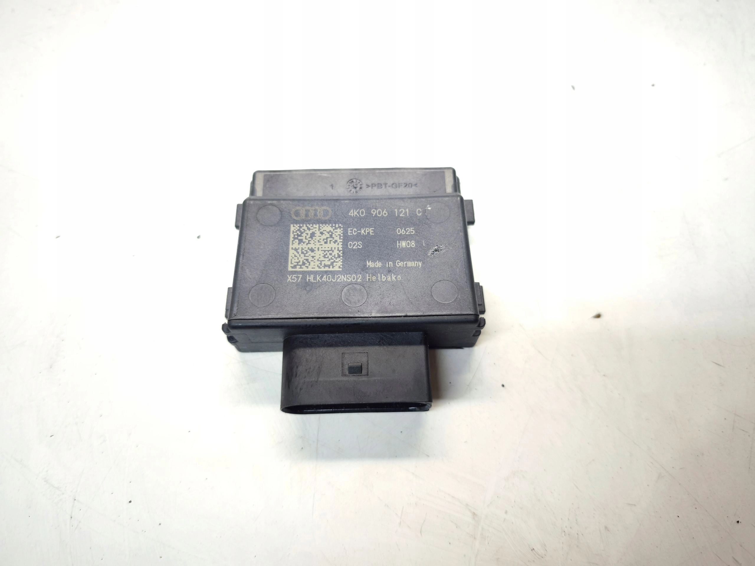 Bedienteil POMPY des Kraftstoffsbehälters AUDI A4 B9 A5 A6 C8 A7 4K0906121C