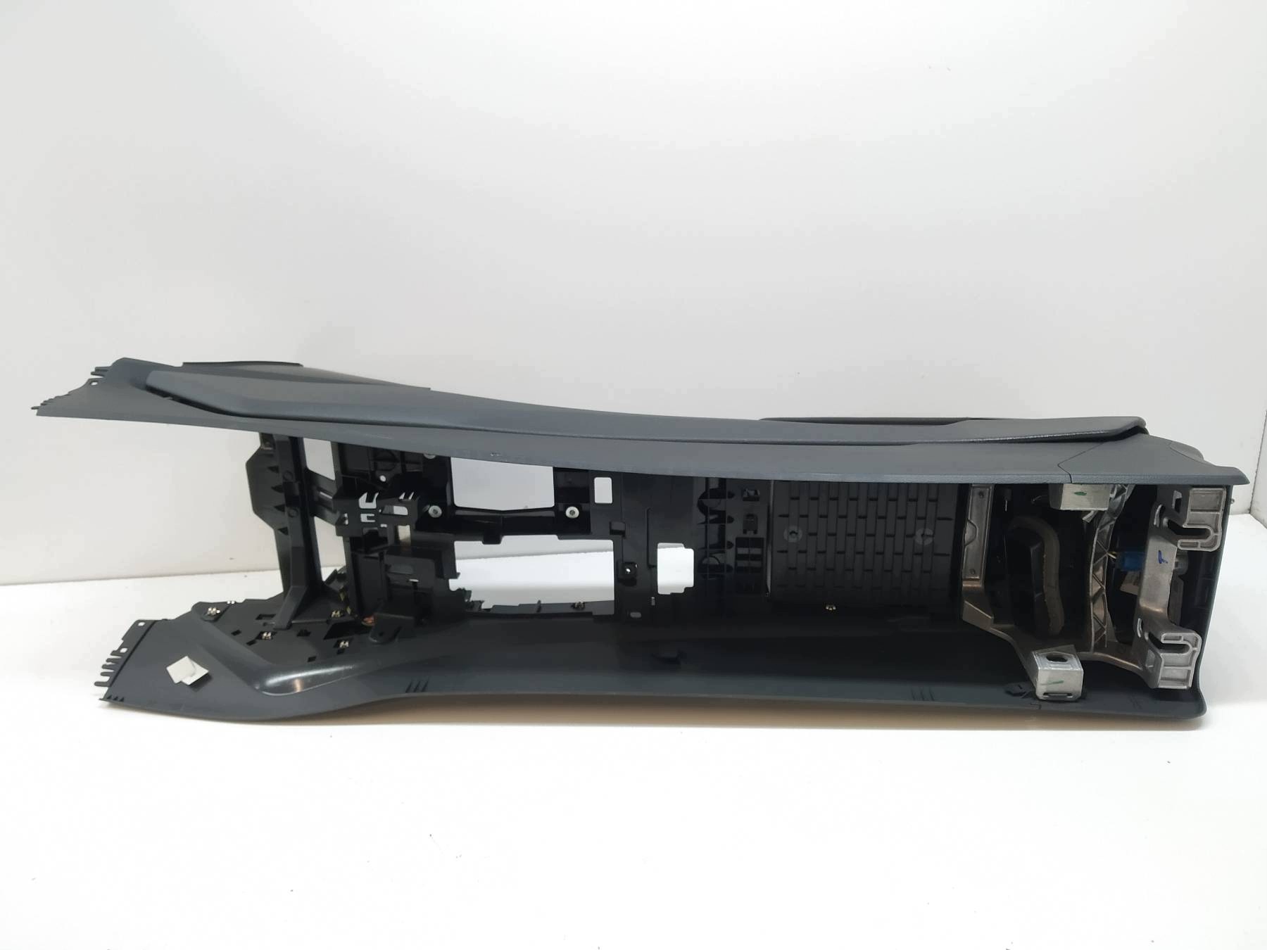 TUNEL central armrest Audi A6 V (2018-) C8