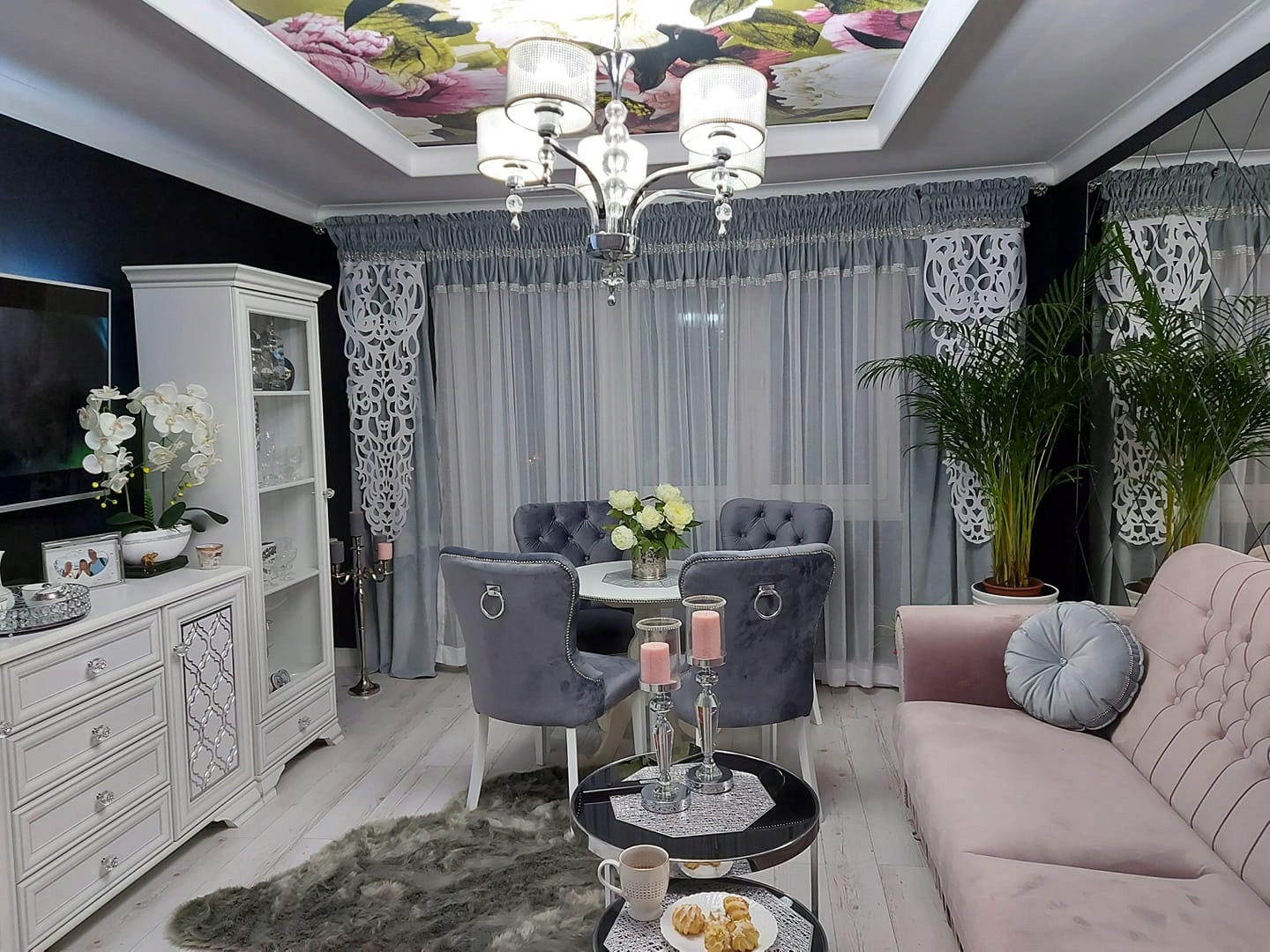 STYLOWY ZESTAW STÓŁ 100x200/300 +8 krzeseł GLAMOUR Marka Monedero