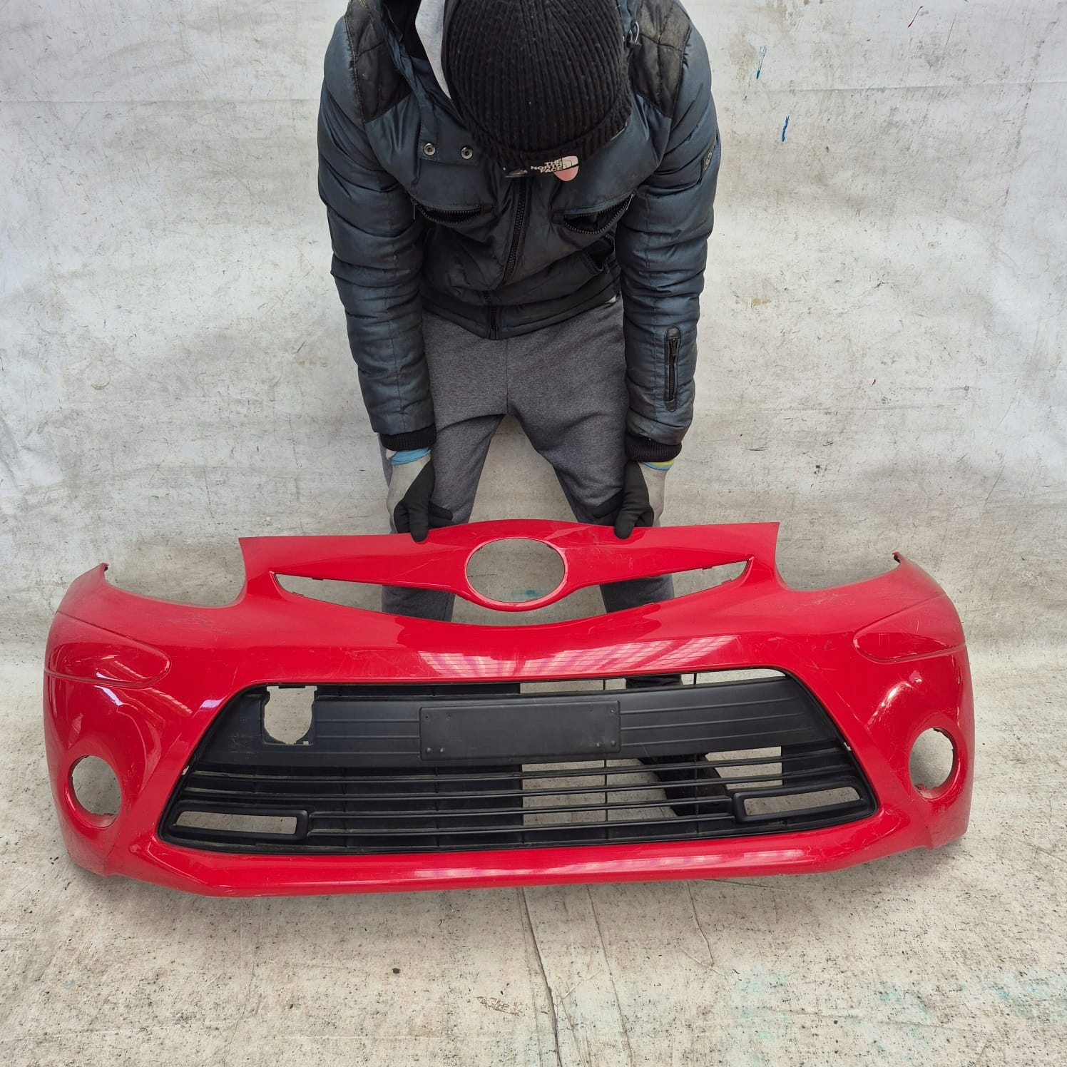 TOYOTA AYGO and LIFT 12-14 bumper front front