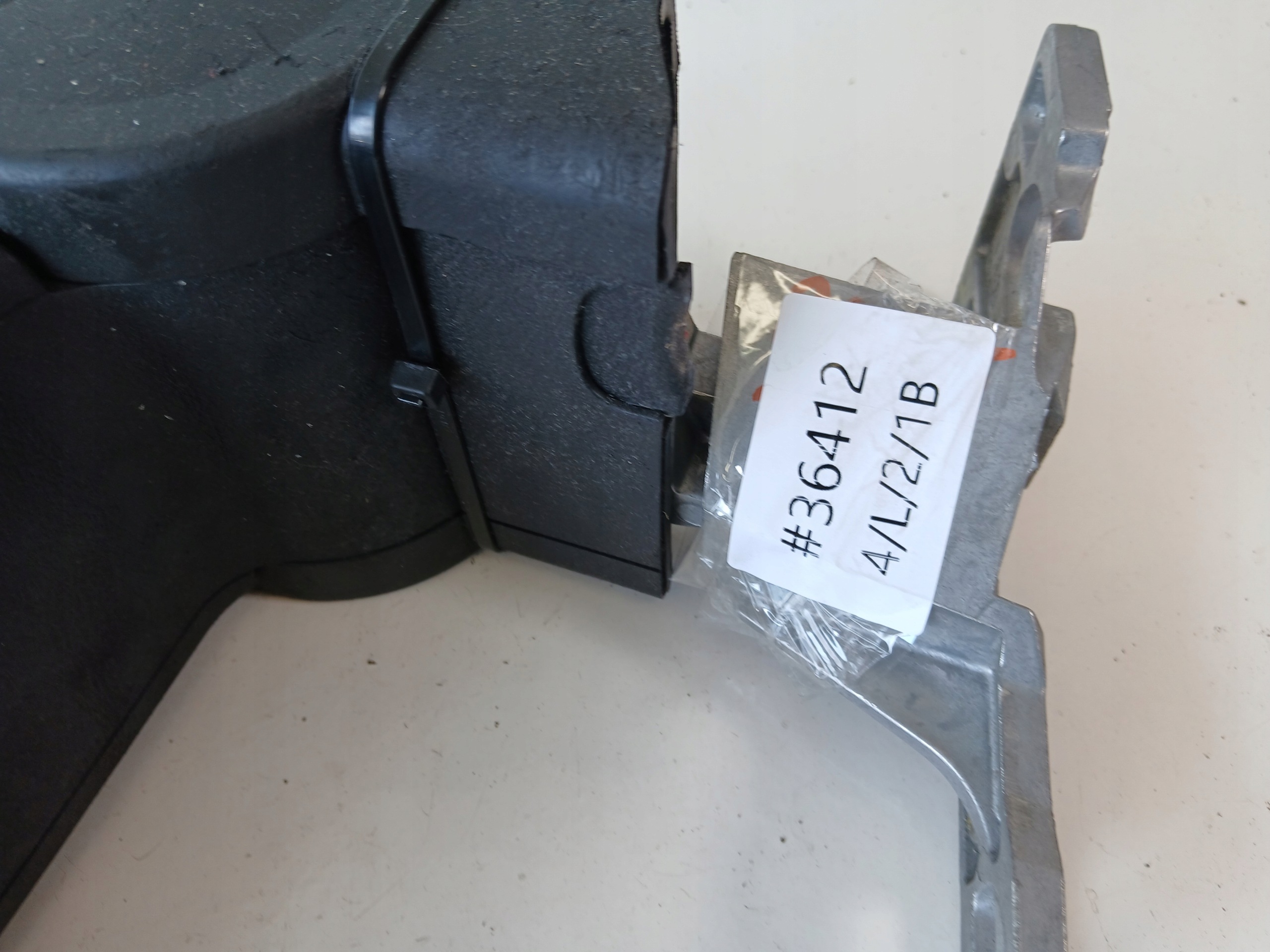 VW PASSAT B5 armrest passenger compartment SPRAWNY