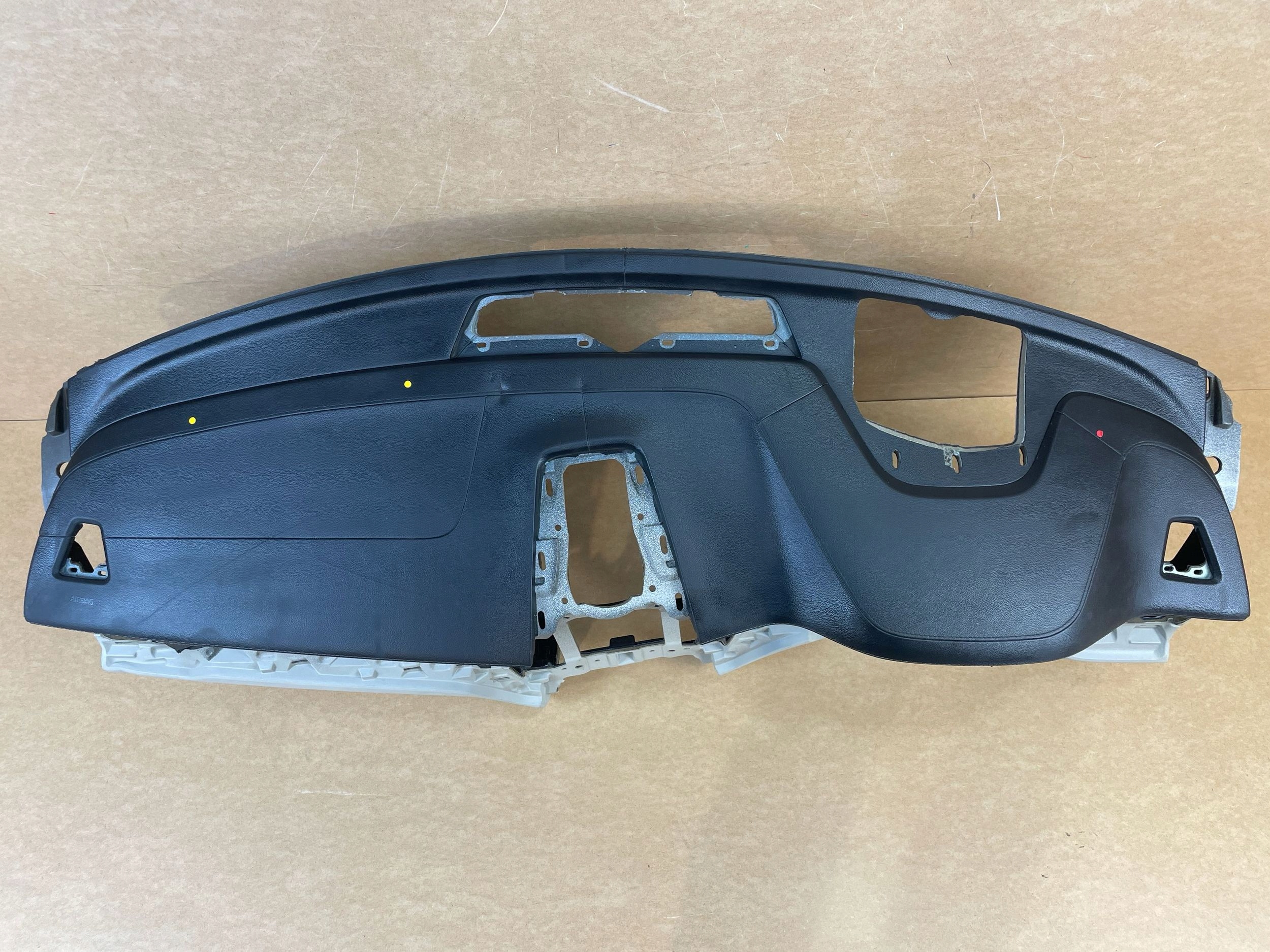 dashboard instrument panel cockpit upholstery VOLVO XC60 II 2017- HEAD UP ANGLIK UK 31